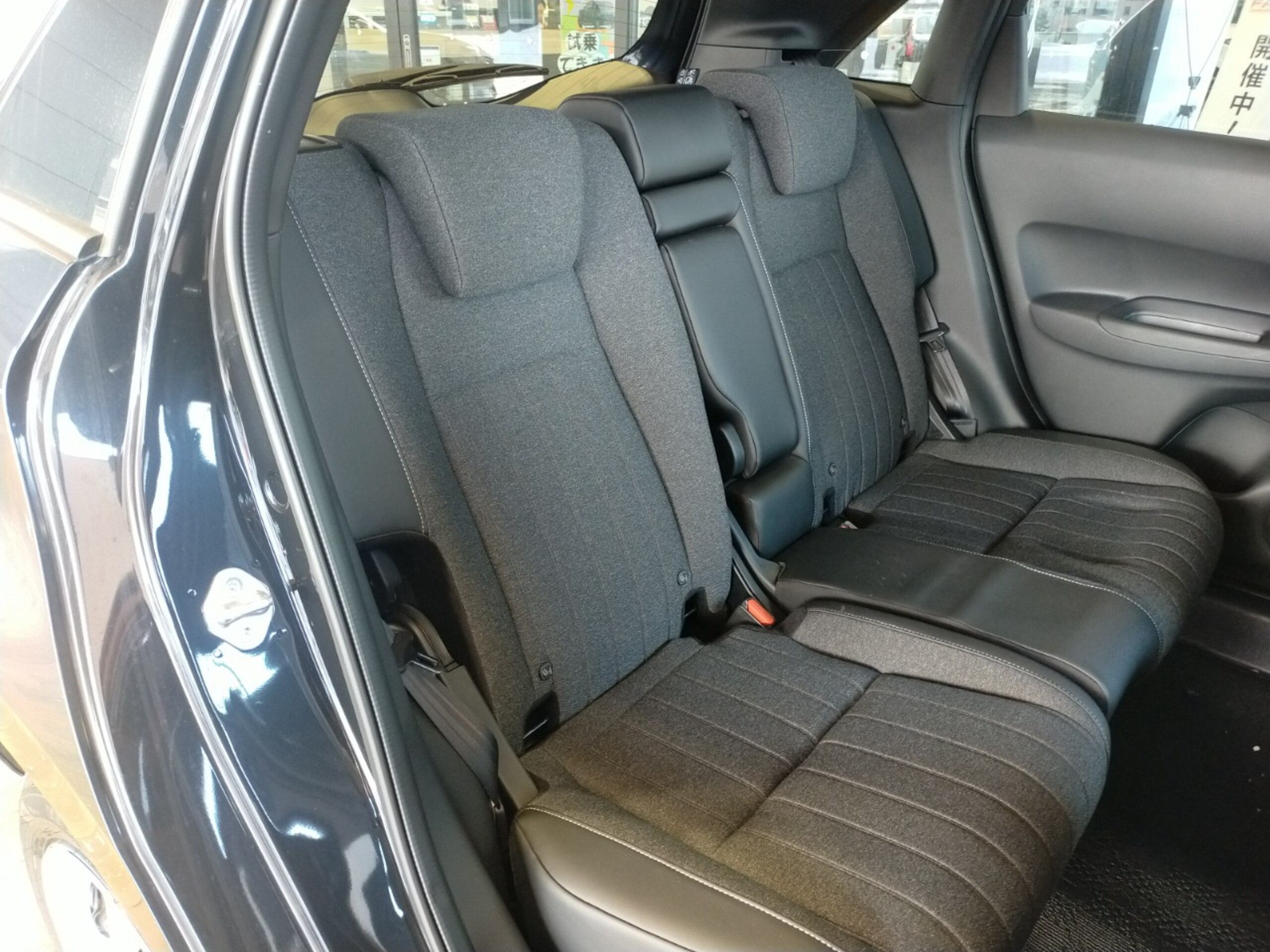 Honda Fit 1.5 e:HEV Home 4WD — photo 9