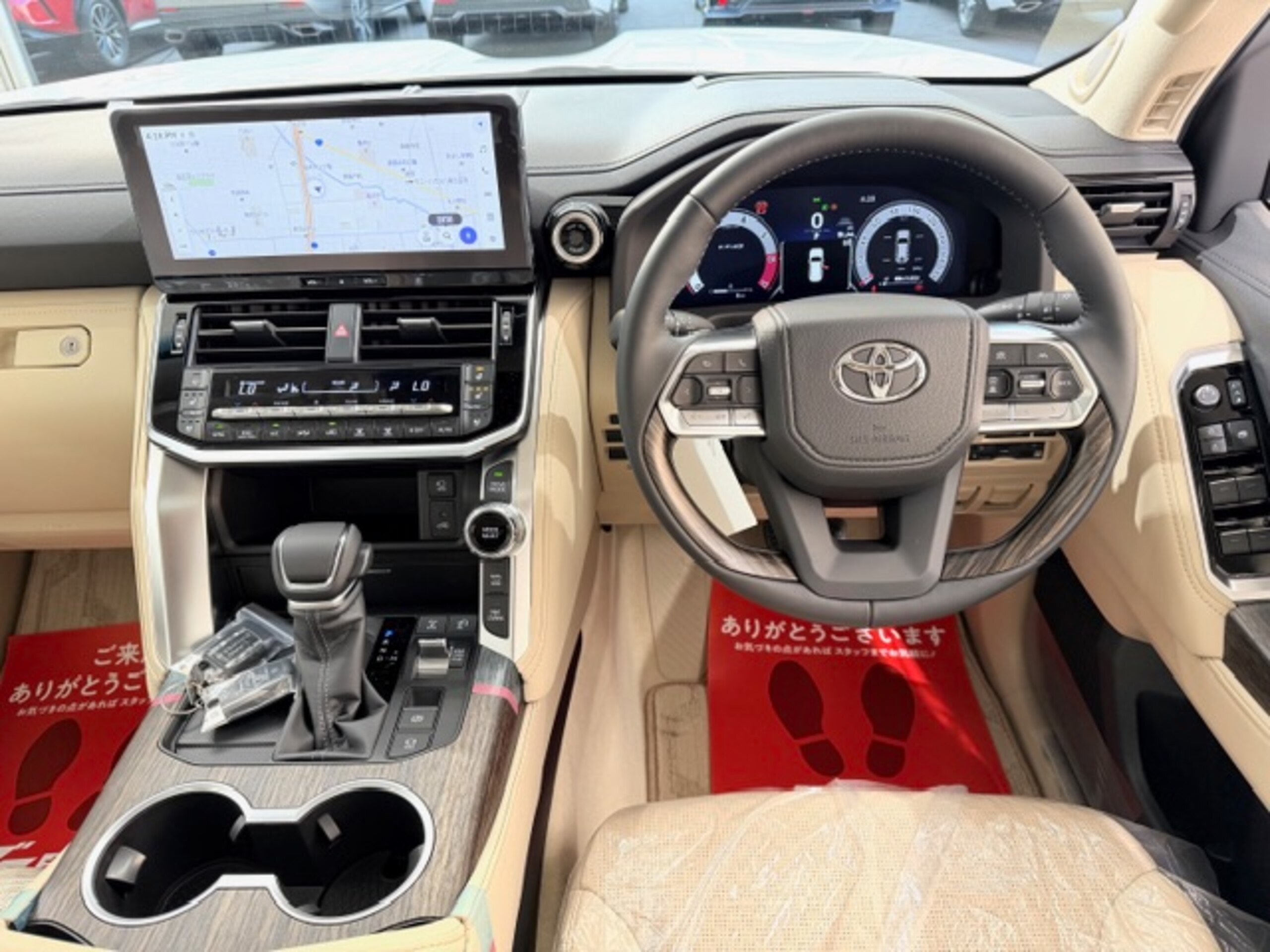 2026 Toyota Landrcuiser 300 — photo 2