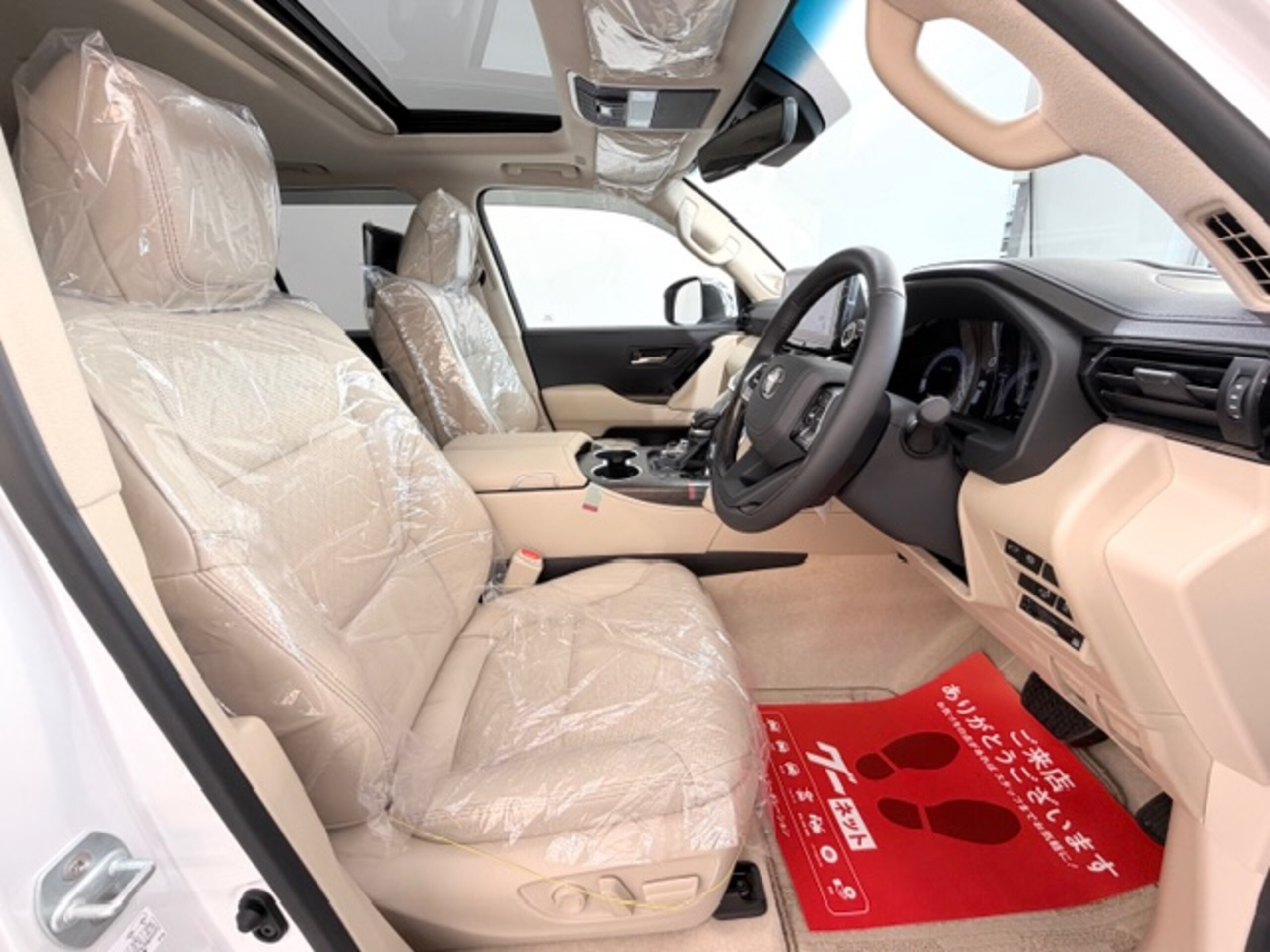 Toyota Land Cruiser 300 3.5 ZX 4WD — photo 7