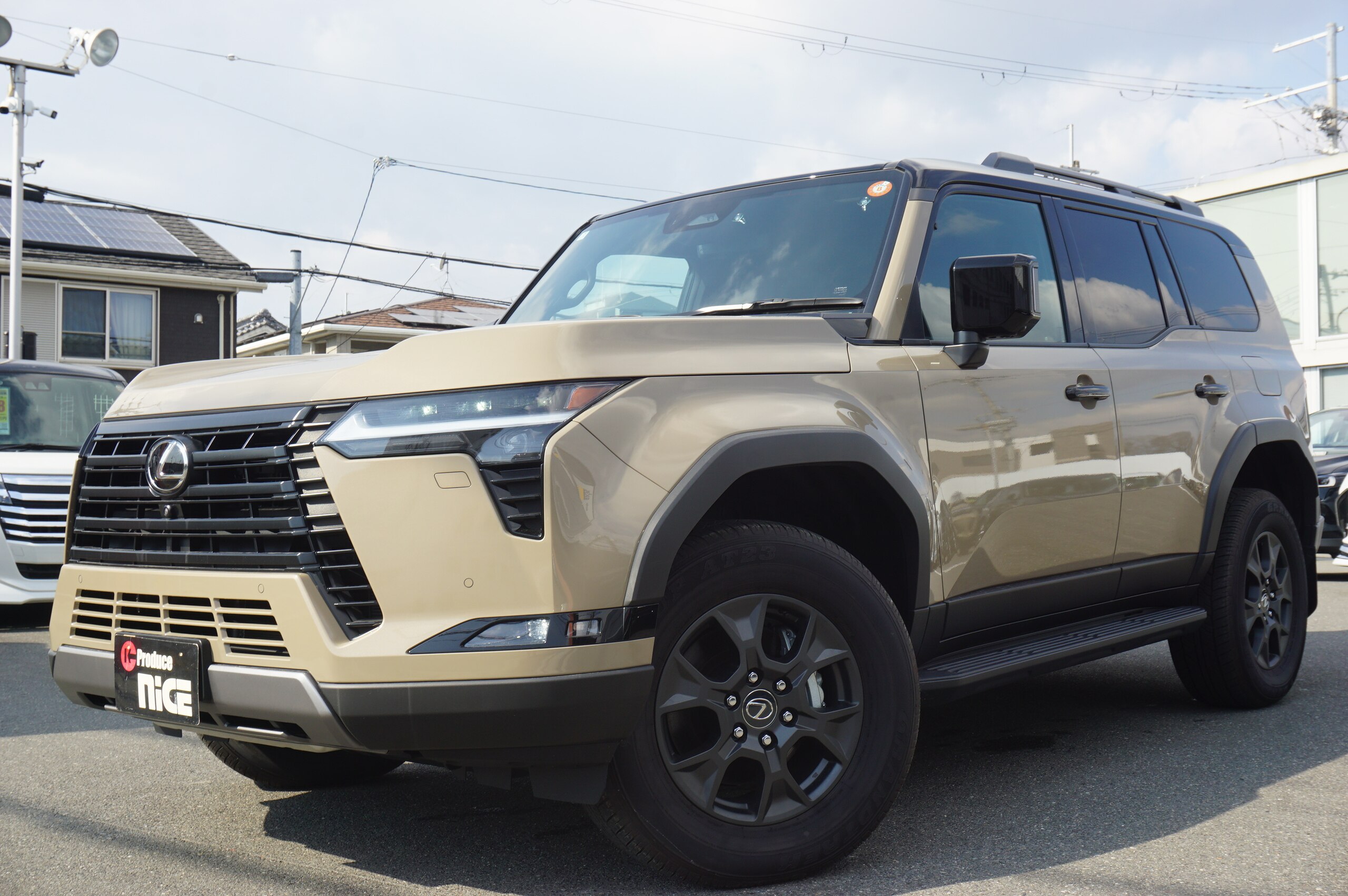 2025 Lexus Gx — photo 2