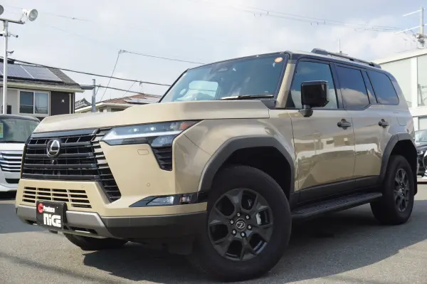 2025 Lexus Gx — photo 2