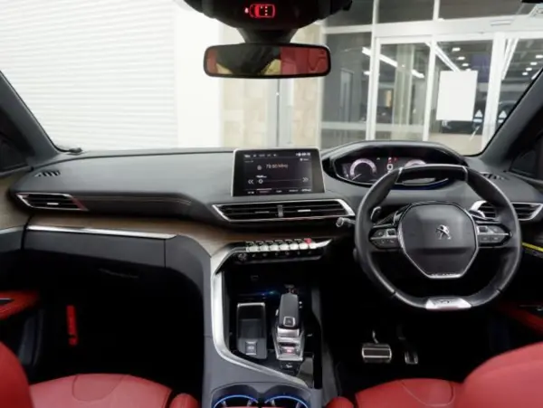 Peugeot 3008 GT BlueHDi Red Nappa Diesel Turbo Special Edition — photo 7