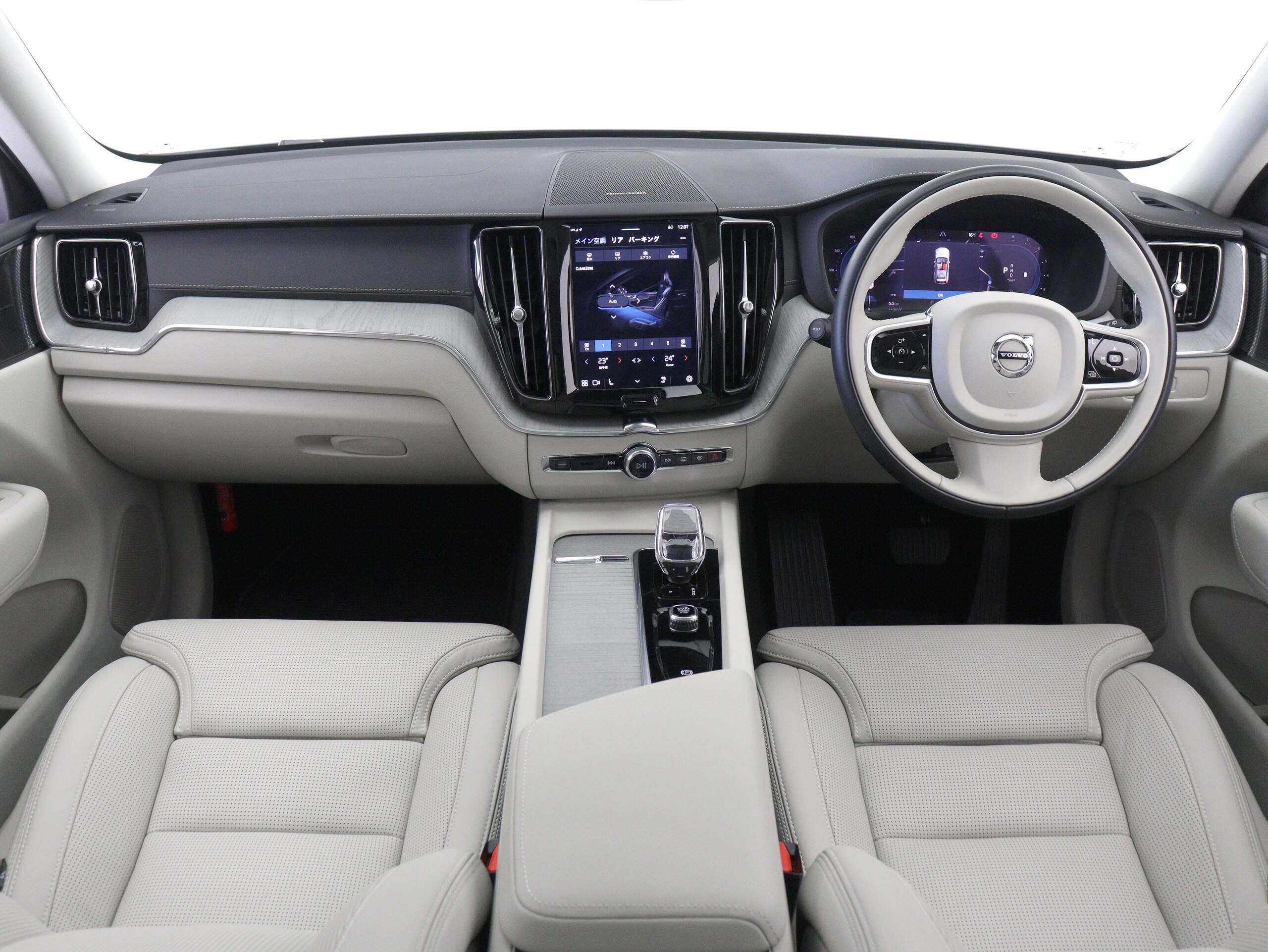 2024 Volvo Xc60 — photo 2