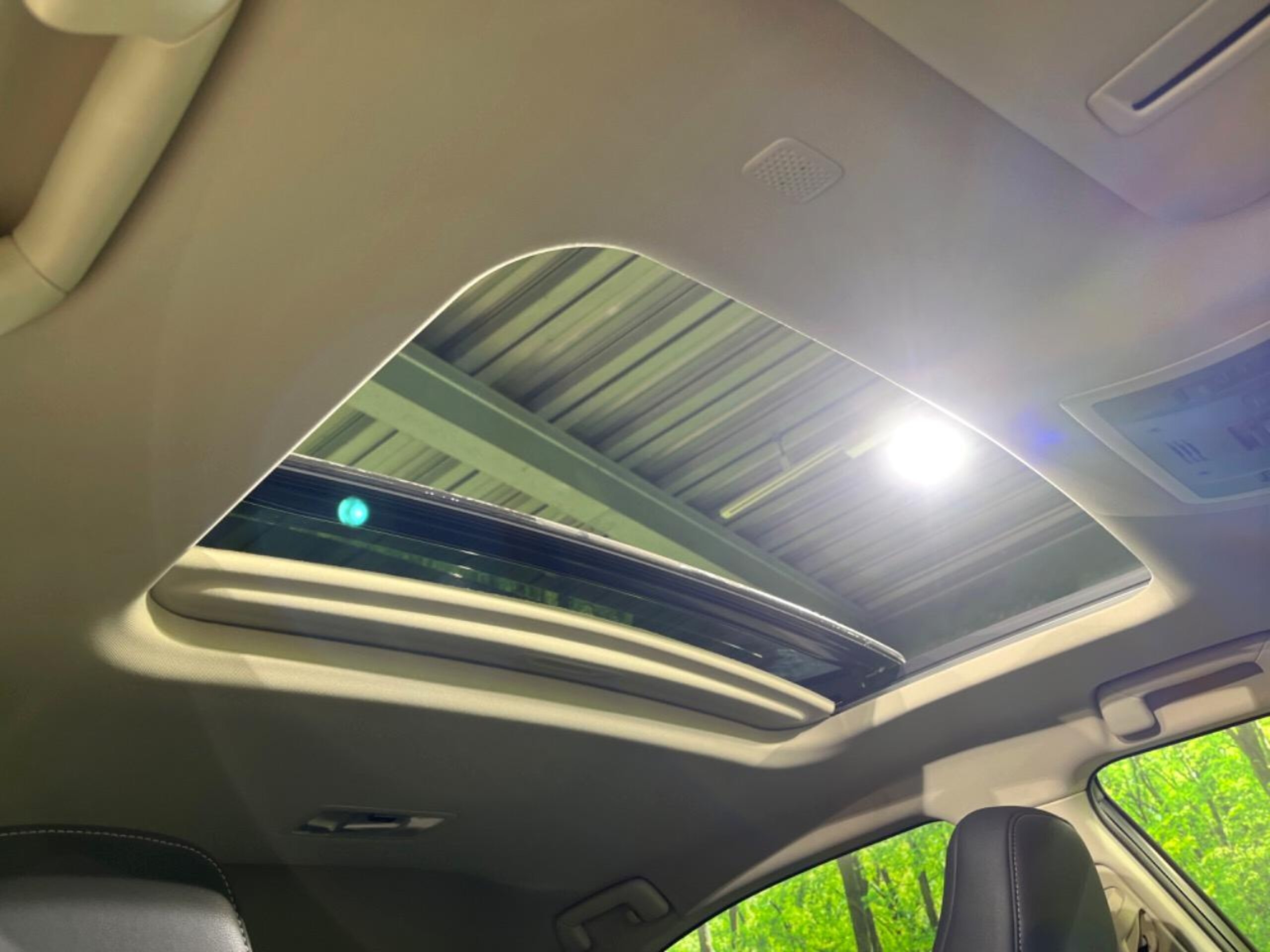 Lexus NX 300 I Package — photo 7