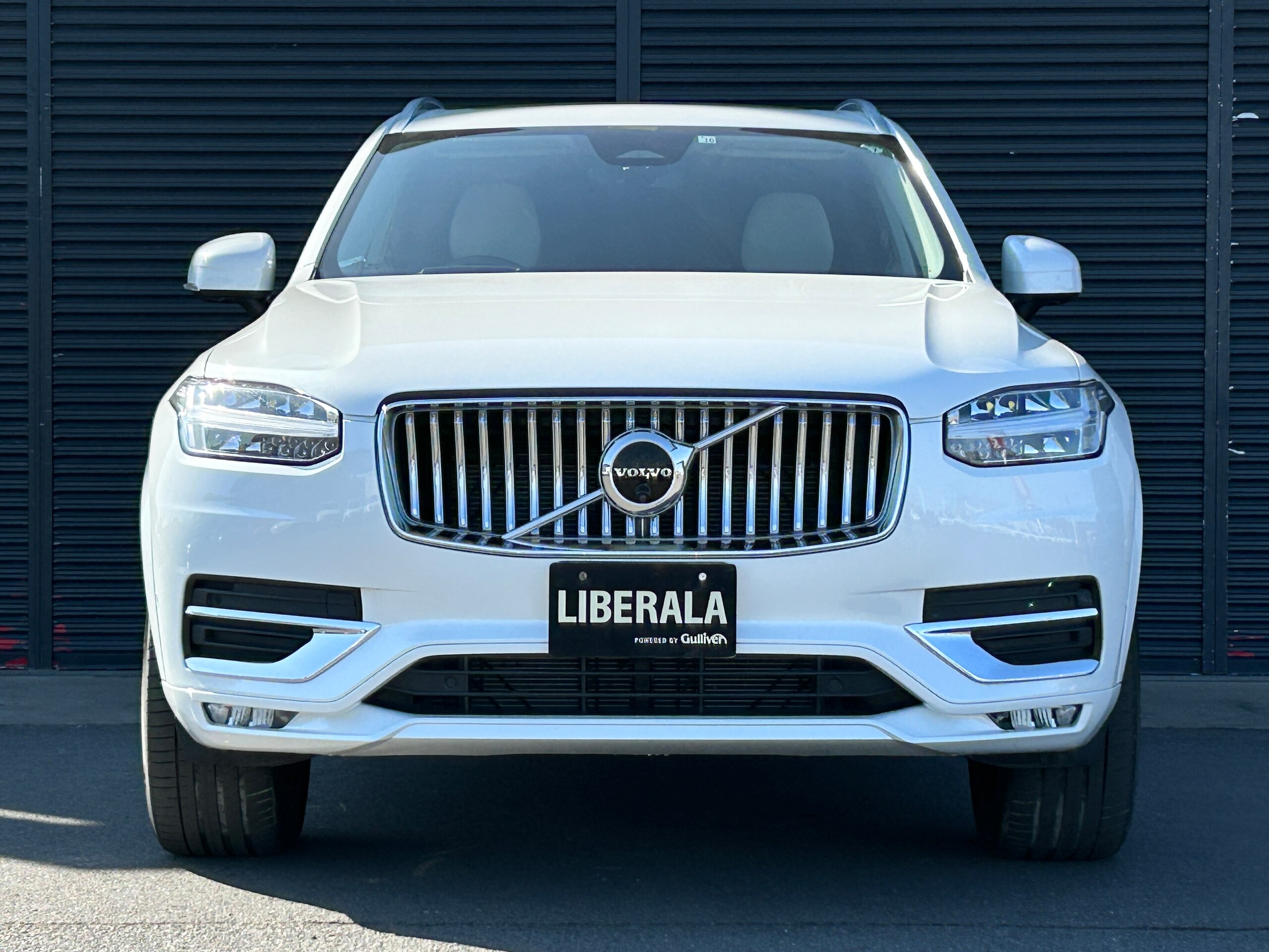 Volvo XC90 Ultimate B6 AWD 4WD Panoramic Glass Sunroof Harman/Kardon 360° Camera HUD Google Navigation 12-Segment CarPlay BT White Leather Heated Seats Ventilated Seats Power Seats Power Tailgate Steering Heater Collision Mitigation ACC LKA BLIS Pilot Assist LED (Crystal White Pearl) — photo 9