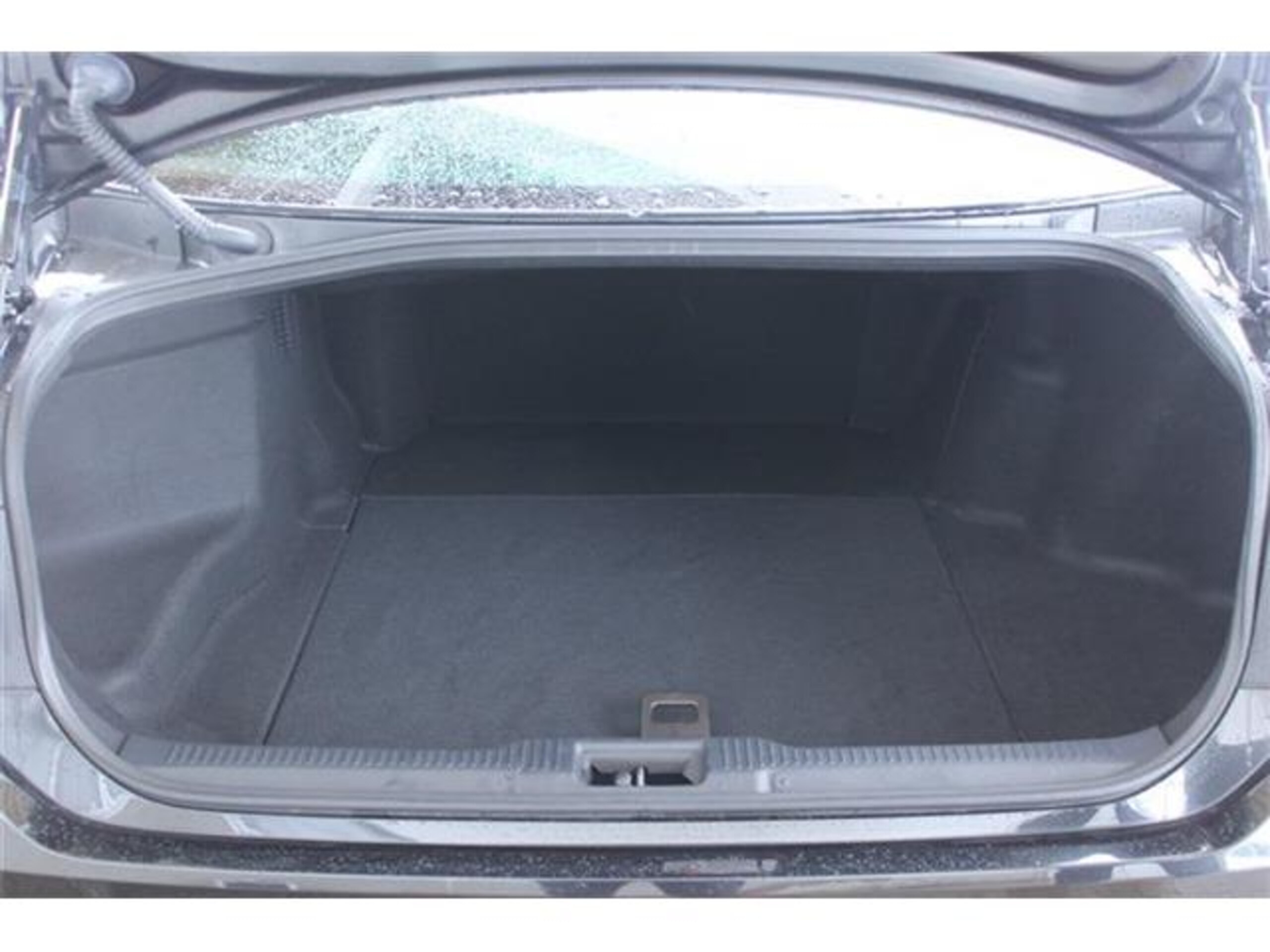 Toyota Crown Hybrid 2.5 S Four 4WD — photo 9