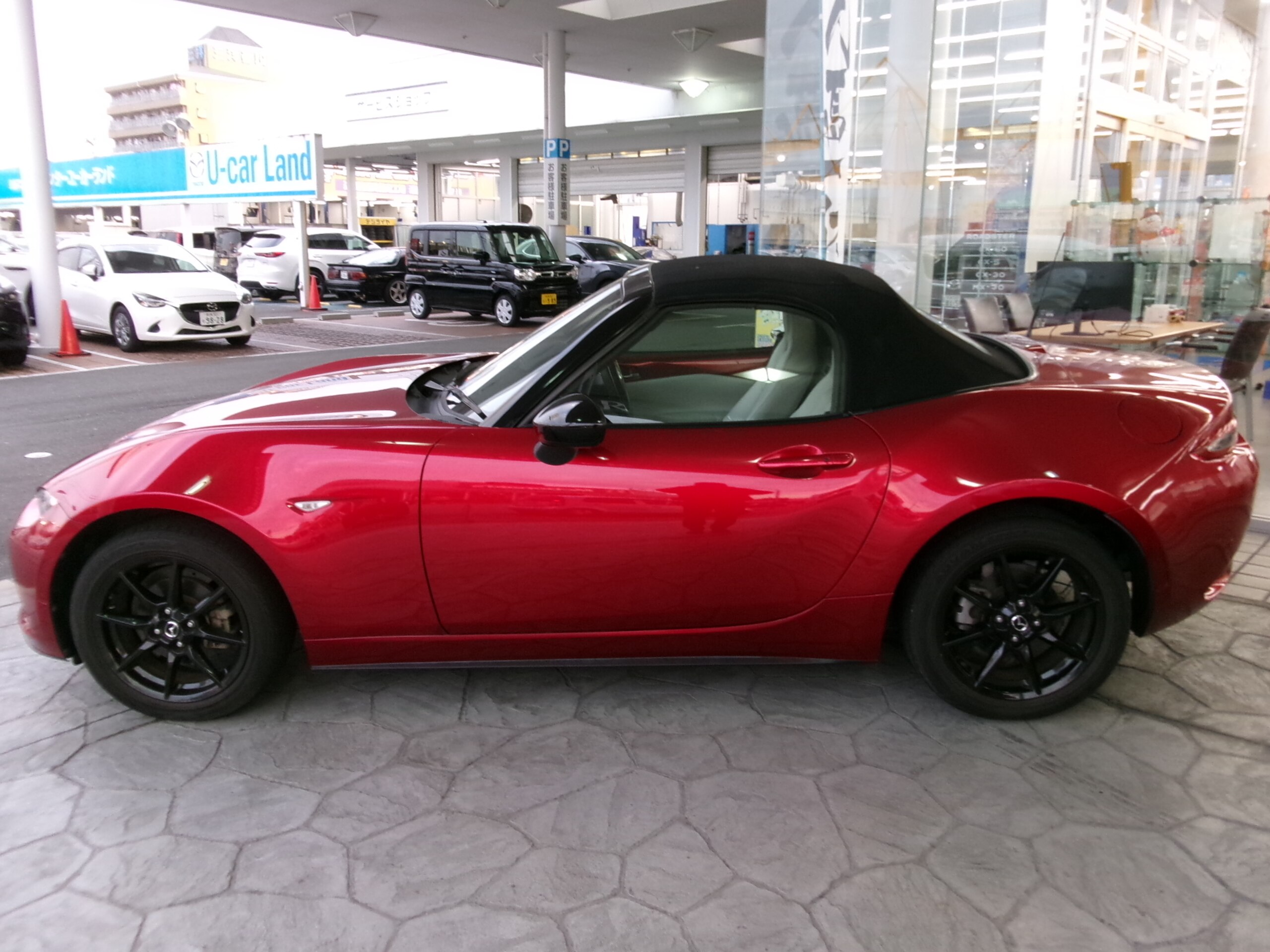 Mazda Roadster S Leather Package White SEL Navigation Back Monitor CD/DVD Playback BOSE Sound System — photo 8