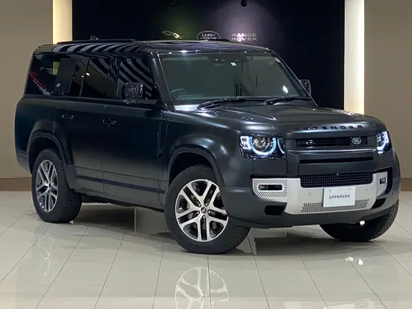 Land Rover Defender 130 SE Eisner Edition 3.0L D300 Diesel Turbo 4WD Satin Matte Film Black Pack 20AW Opening Panoramic Roof Seat Heater HUD Meridian Air Purification System 10-Color Ambient 3-Zone Air Conditioning Steering & Window Heater (Matte Santorini Black Metallic)