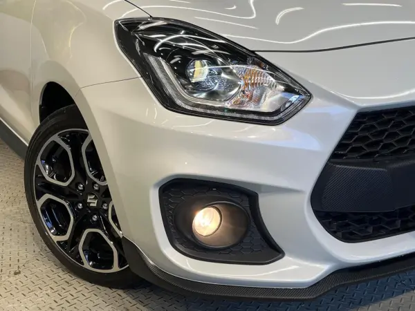 Suzuki Swift Sport 1.4 — photo 8