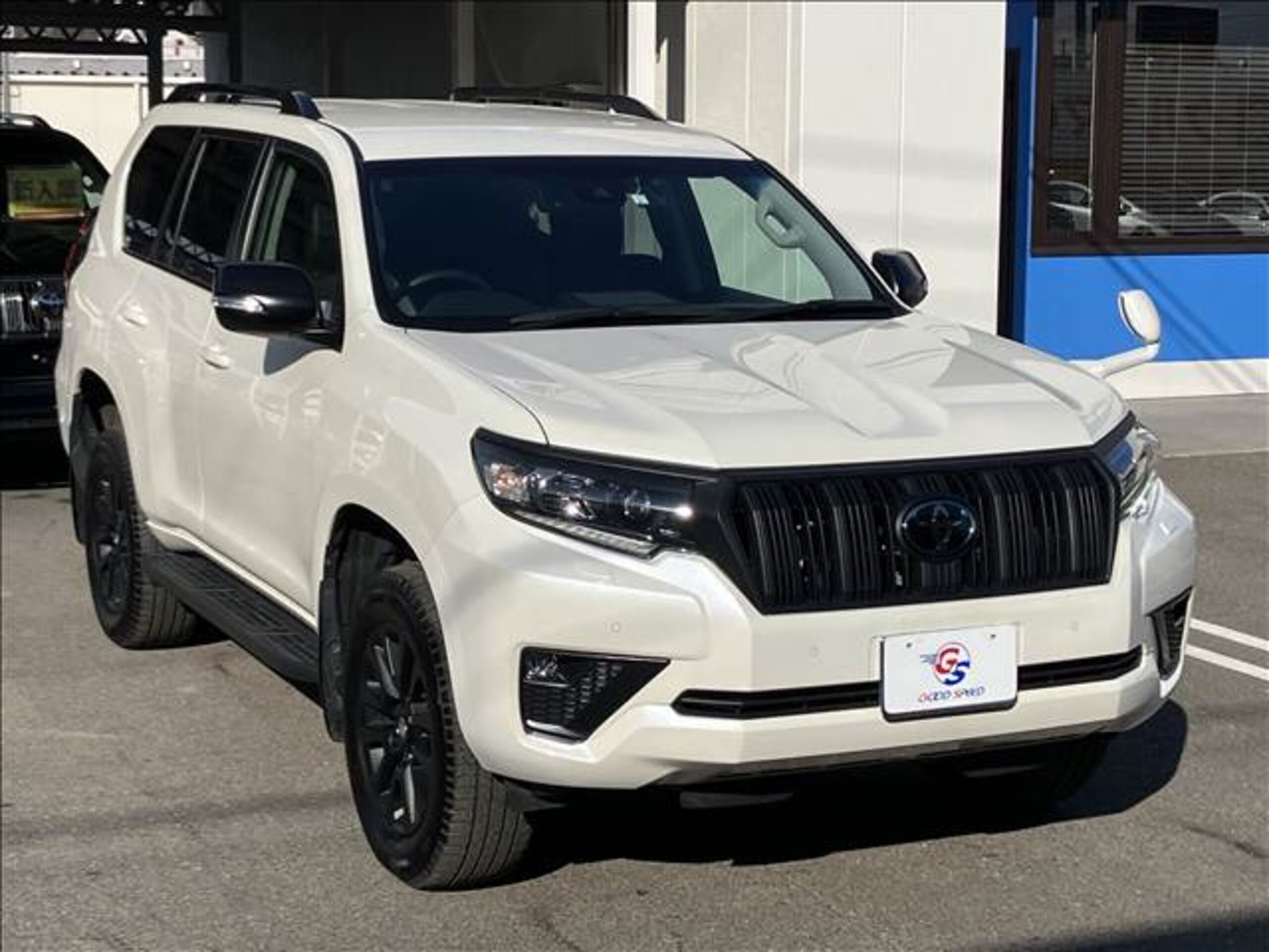 Toyota Land Cruiser Prado 2.8 TX L Package Matte Black Edition Diesel Turbo 4WD — photo 9