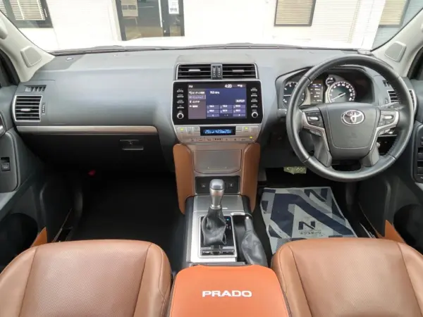 2022 Toyota Landcruiser Prado — photo 2