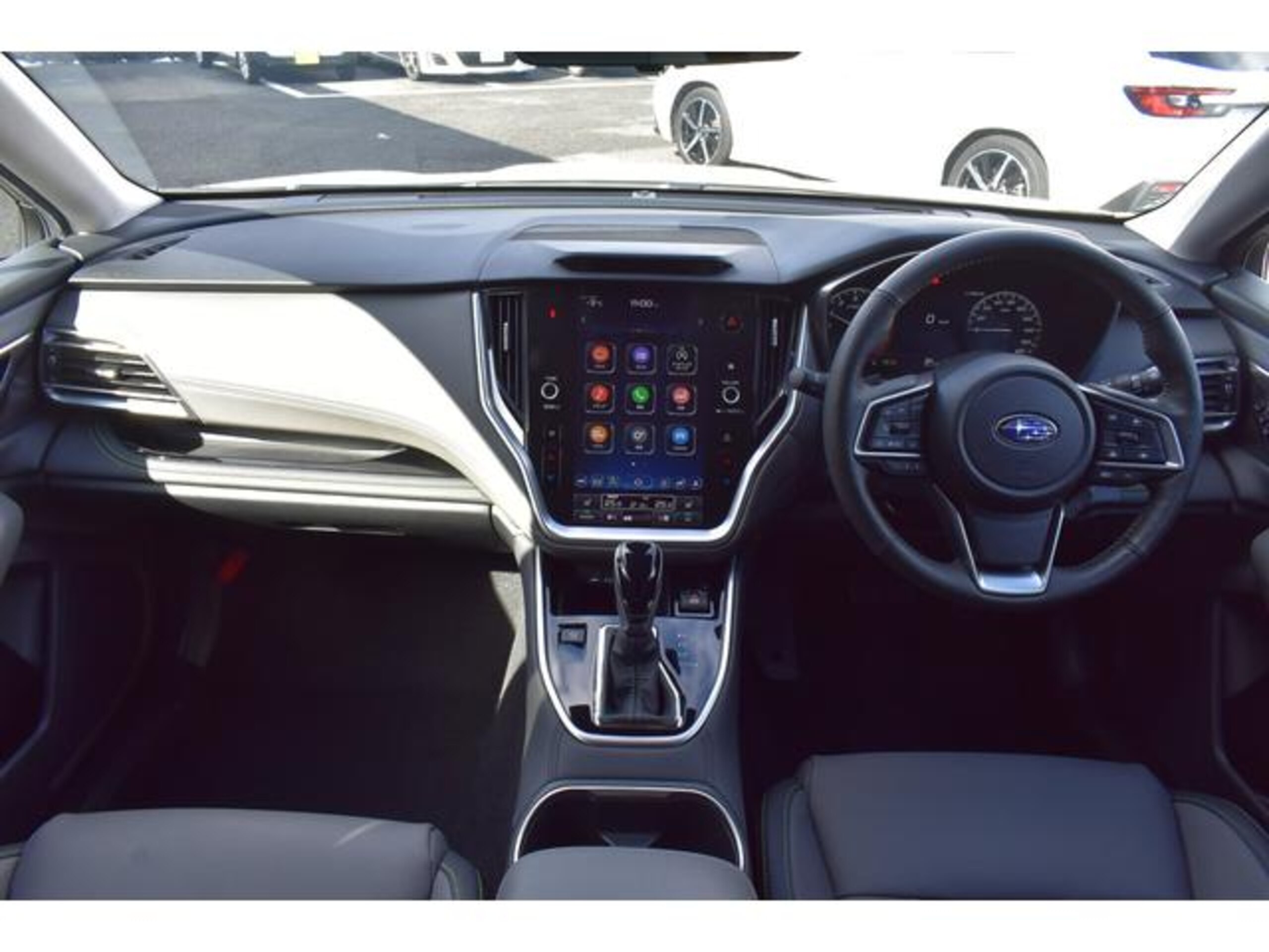 Subaru Legacy Outback 1.8 X-Break EX 4WD with Starlink Navigation — photo 7