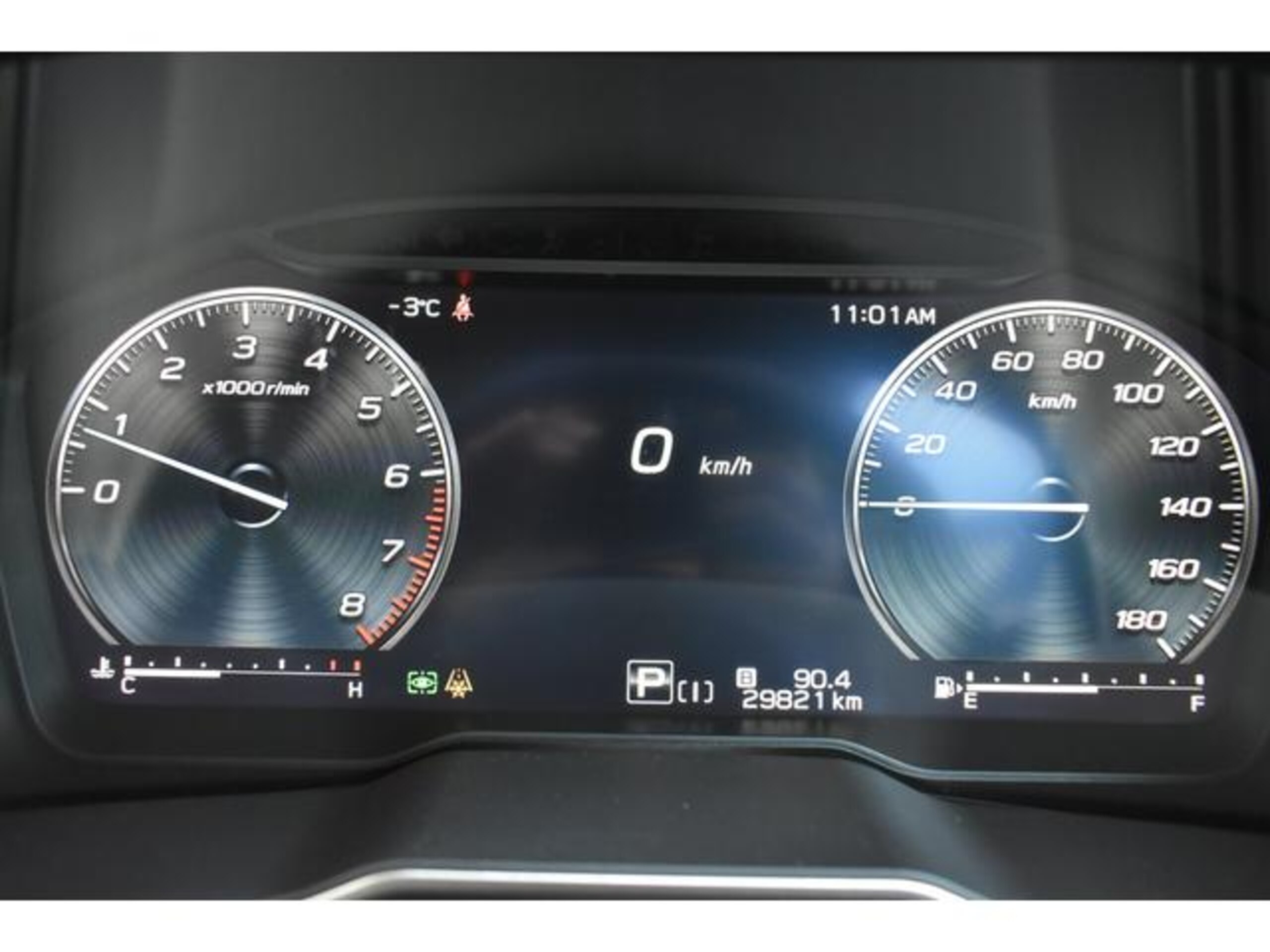 Subaru Legacy Outback 1.8 X-Break EX 4WD with Starlink Navigation — photo 8