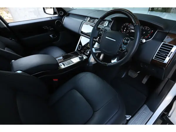 Land Rover Range Rover Vogue (5.0L) 4WD Driver Assist Pack OP 21-inch AW Pixel LED Lights Power Side Steps Meridian Sound (Euron White) — photo 7