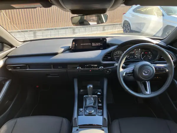 2024 Mazda 3 Fastback — photo 2