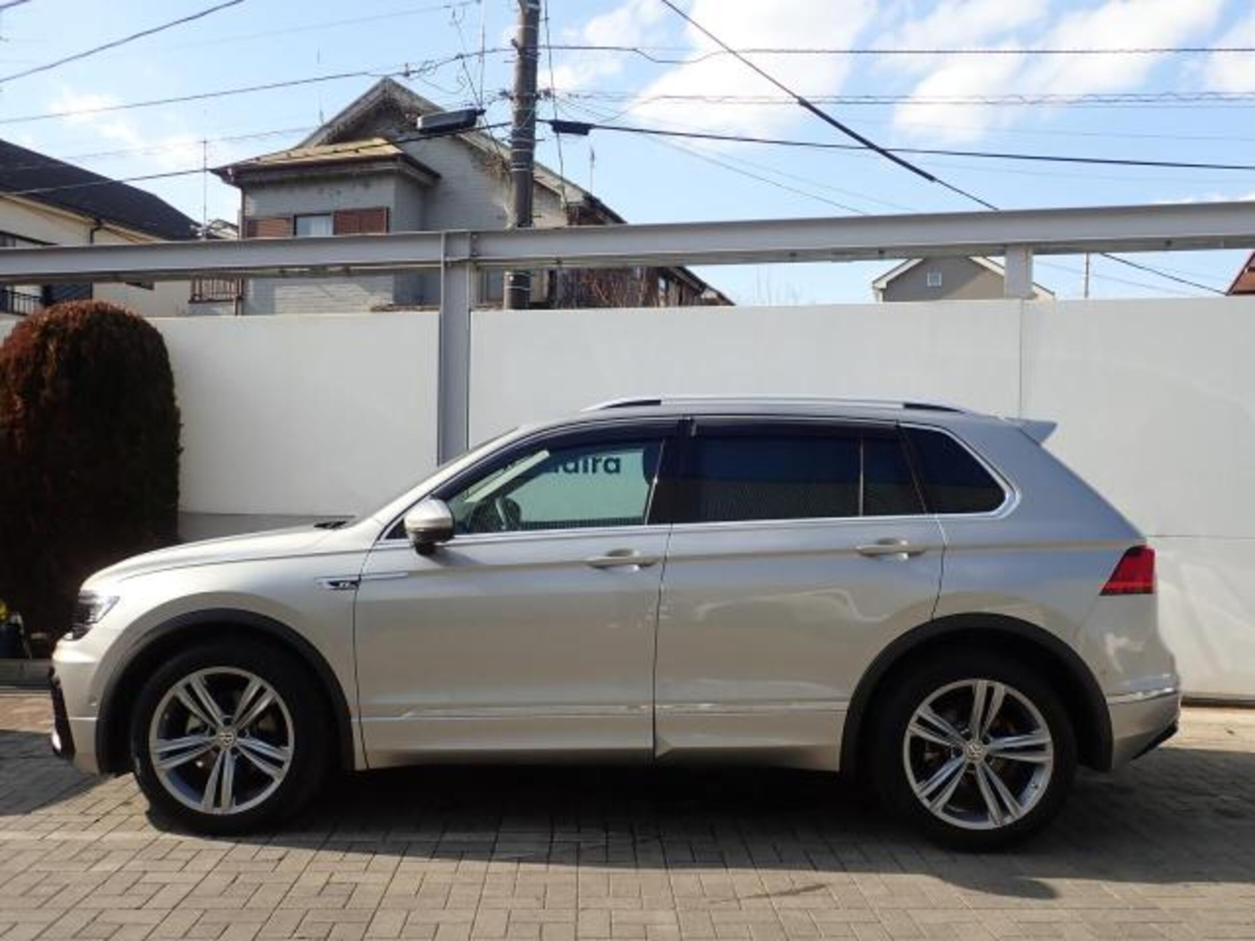 2019 Volkswagen Tiguan — photo 2