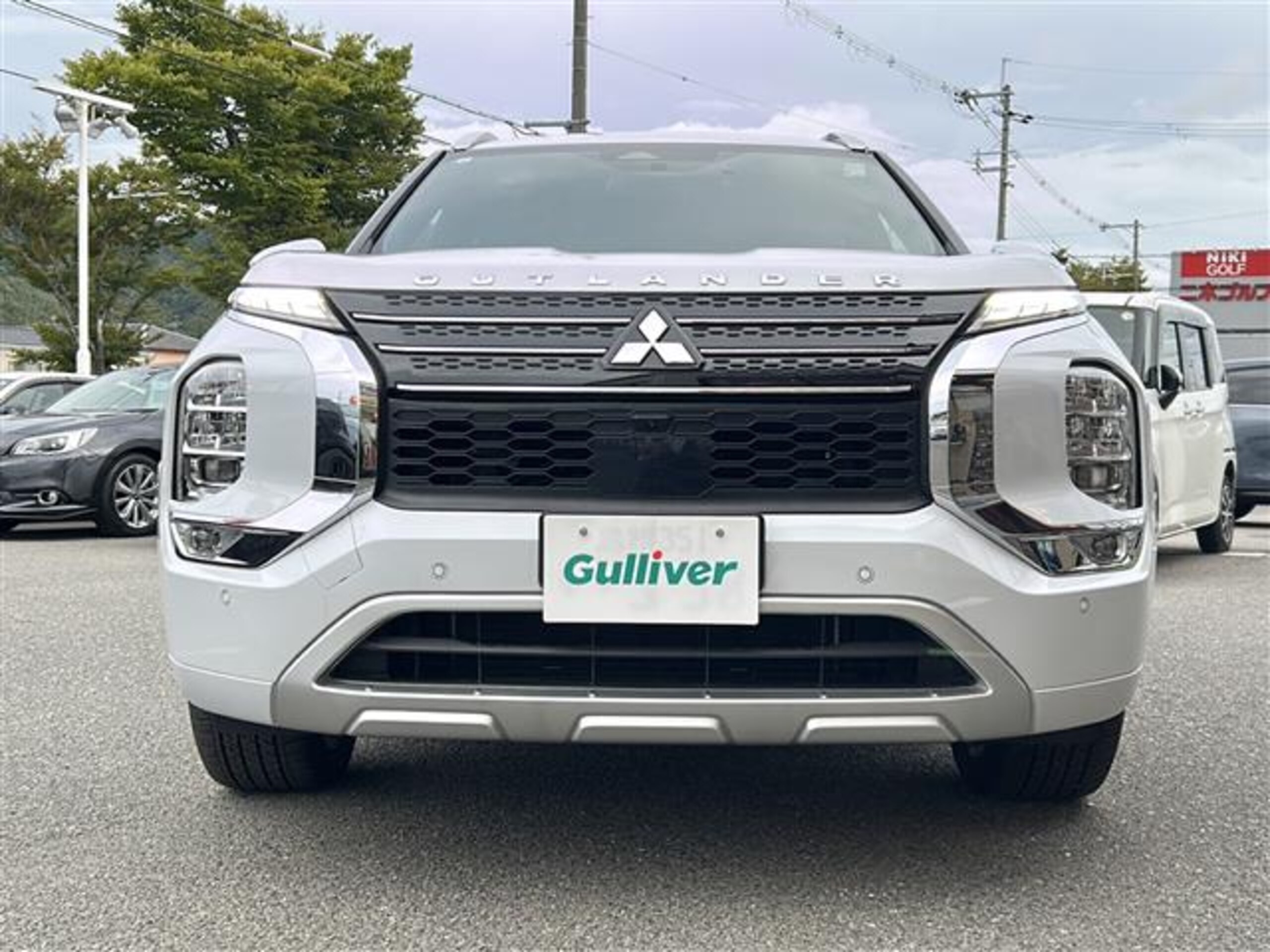 Mitsubishi Outlander PHEV 2.4 P 4WD — photo 8