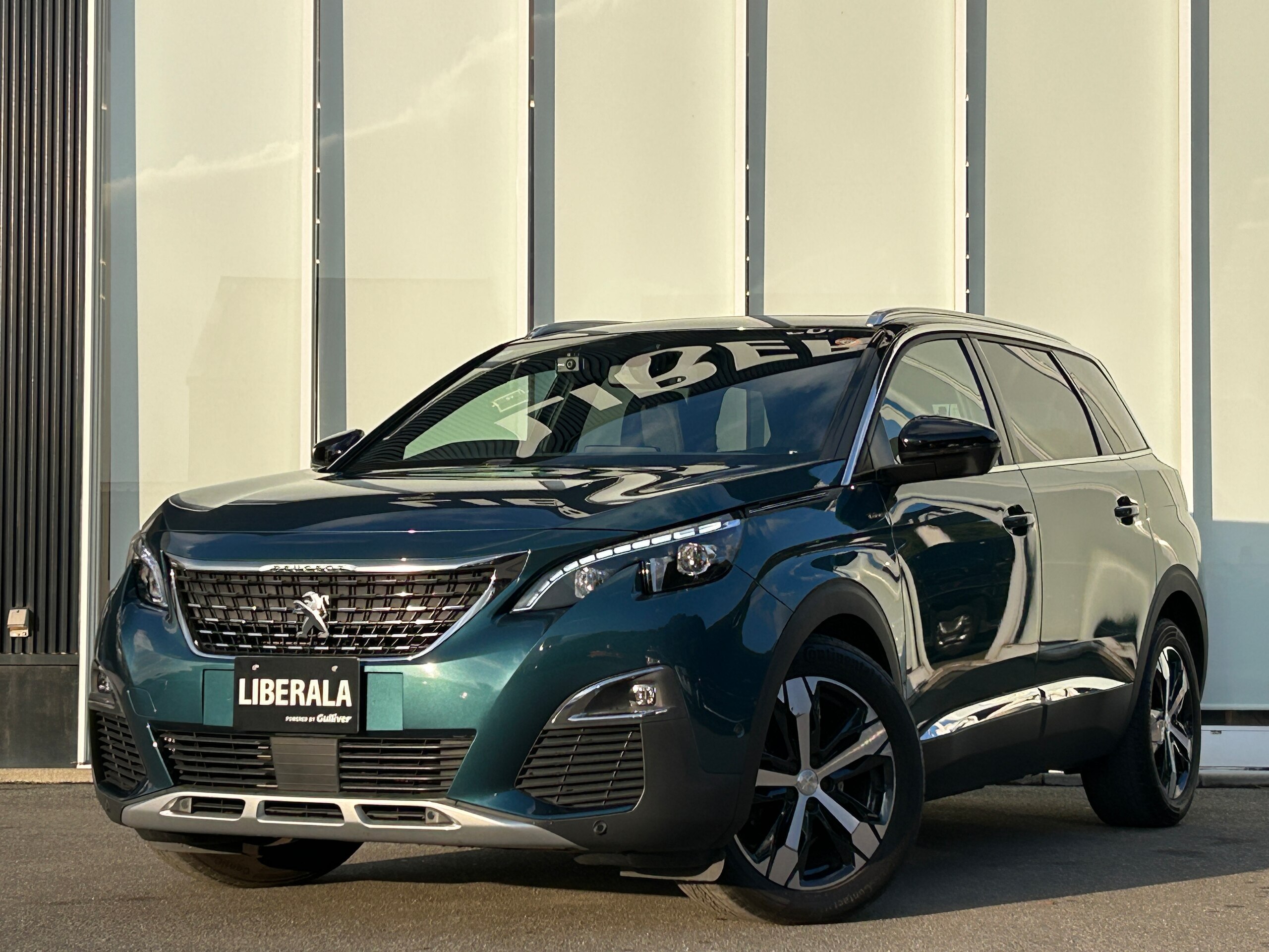 Peugeot 5008 GT Line BlueHDi Diesel Turbo — photo 8