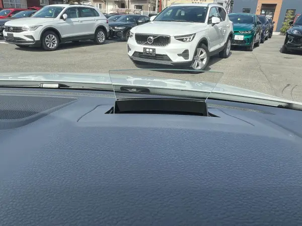 Volkswagen Passat Variant TDI R-Line Diesel Turbo Parking Assist System Around View Camera R-Logo Nappa Leather Sports Seats R-Logo Dimpled Leather Steering Wheel 8-Way Power Seats Both Sides Seat Heaters Both Sides Non-Smoking Car (Glacier White Metallic) — photo 8