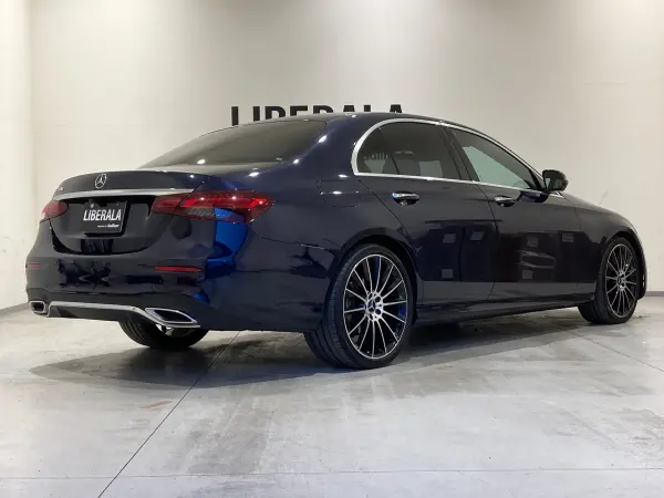 2021 Mercedes E Class — photo 3