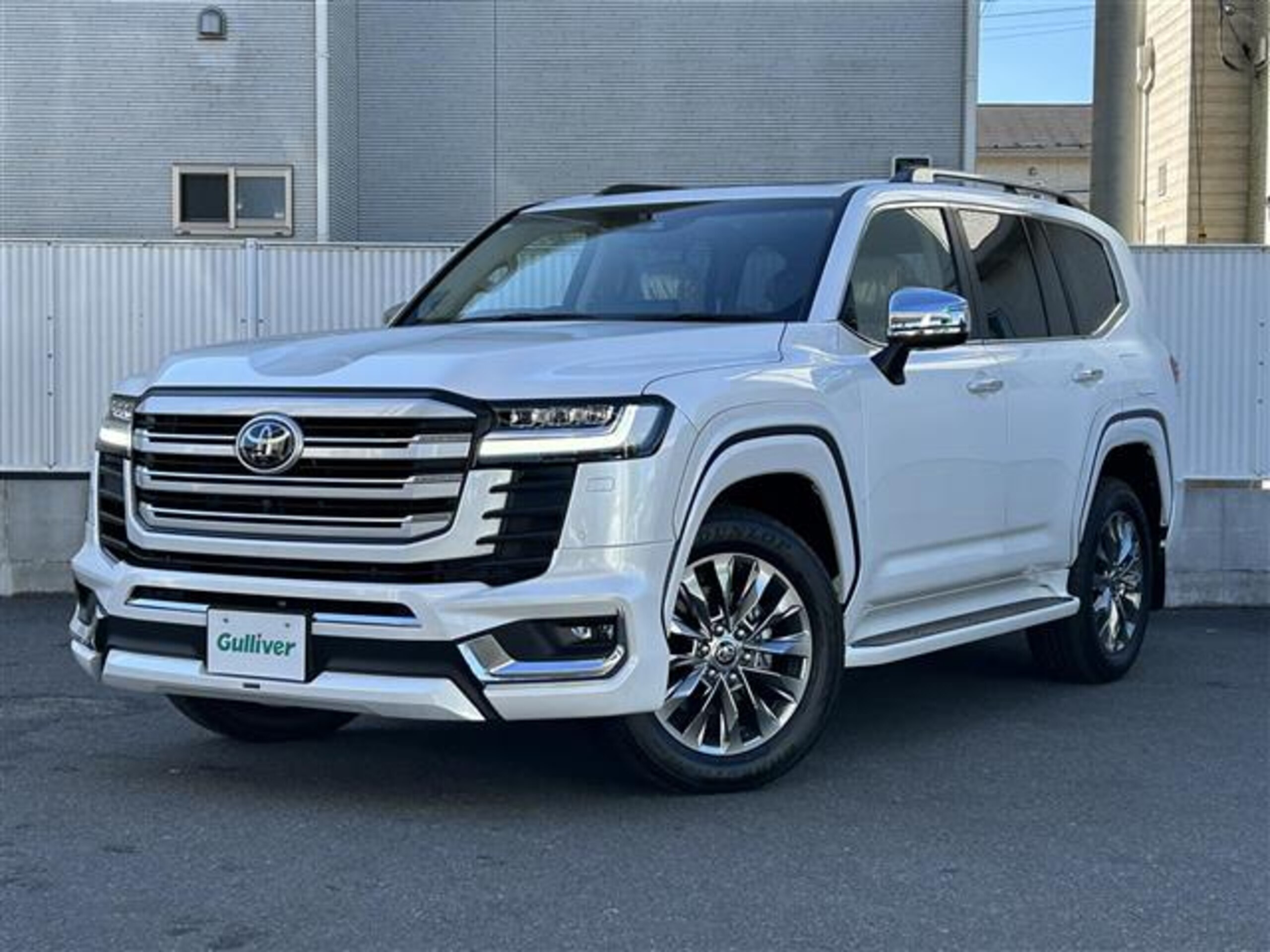 2023 Toyota Landrcuiser 300 — photo 2