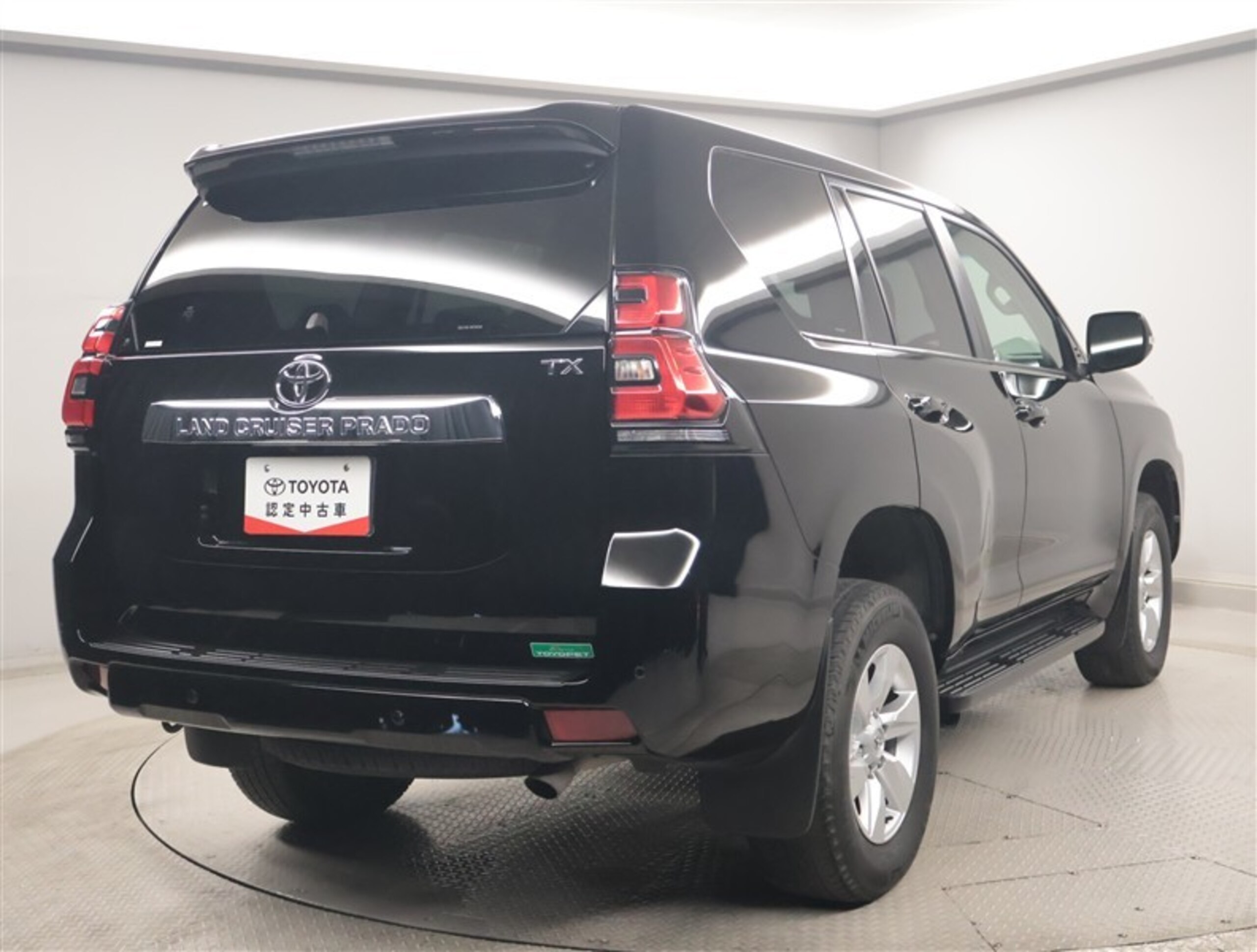 2022 Toyota Land Cruiser Prado — photo 3