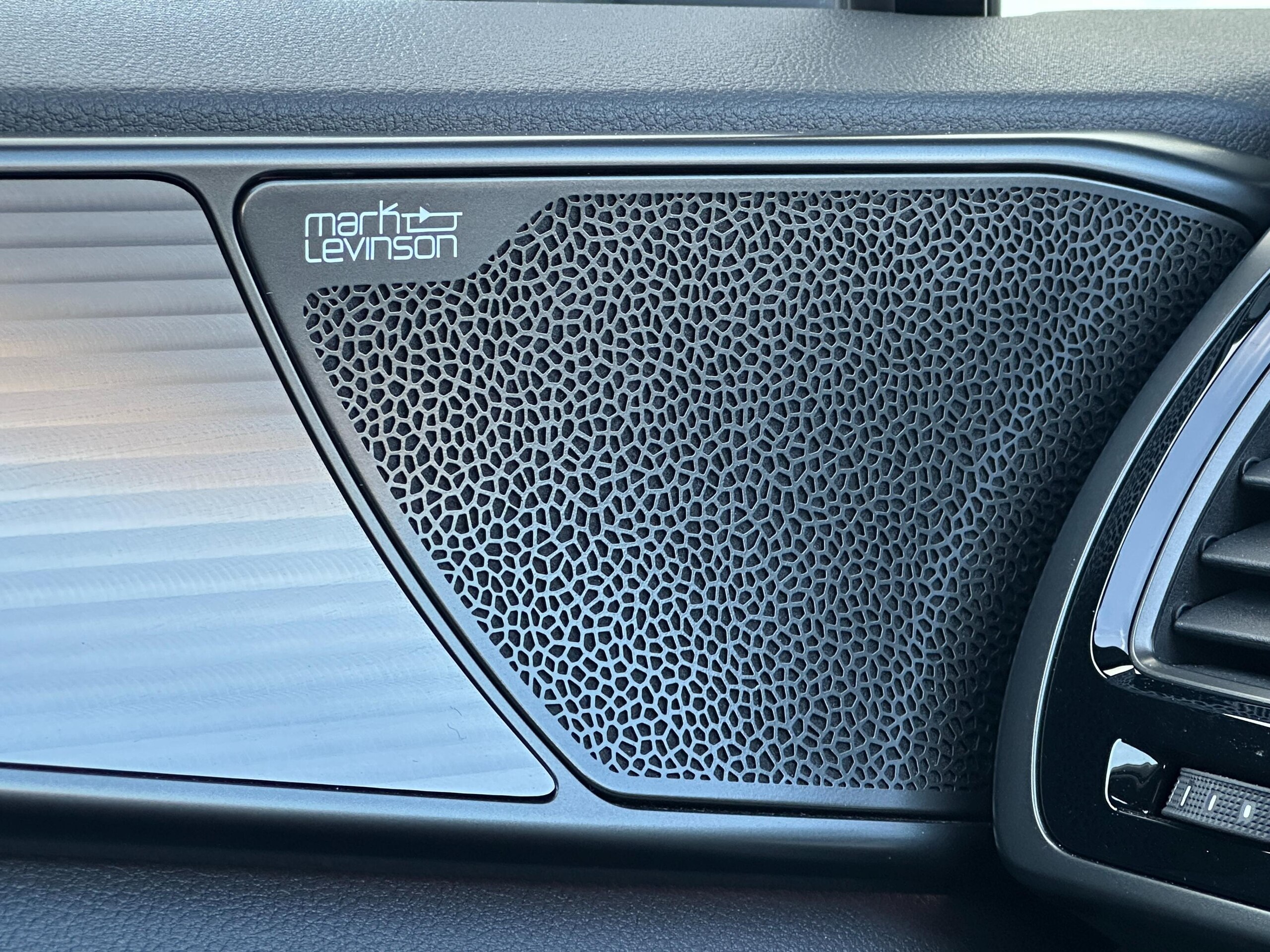 2023 Lexus Nx — photo 2