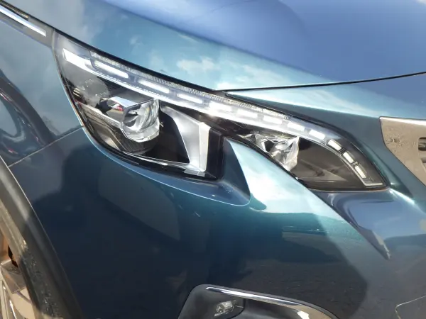 2018 Peugeot 5008 — photo 3 | Tuminion Kenya