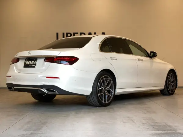 2021 Mercedes E Class — photo 3