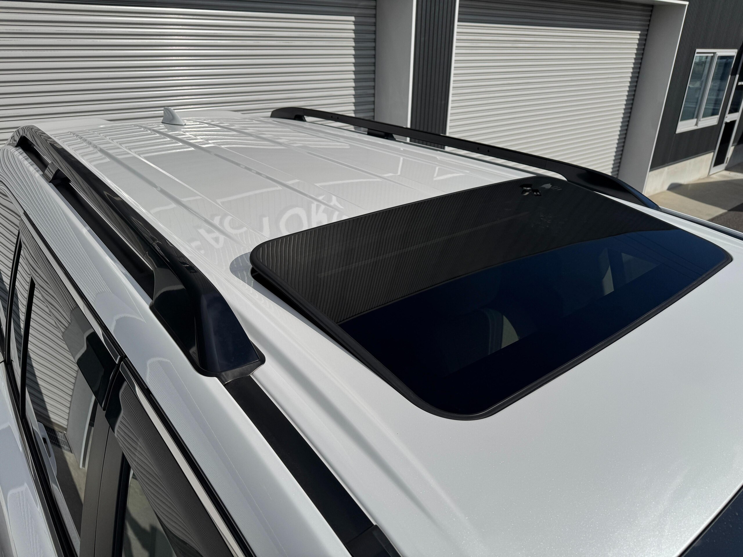 2025 Toyota Landrcuiser 300 — photo 2