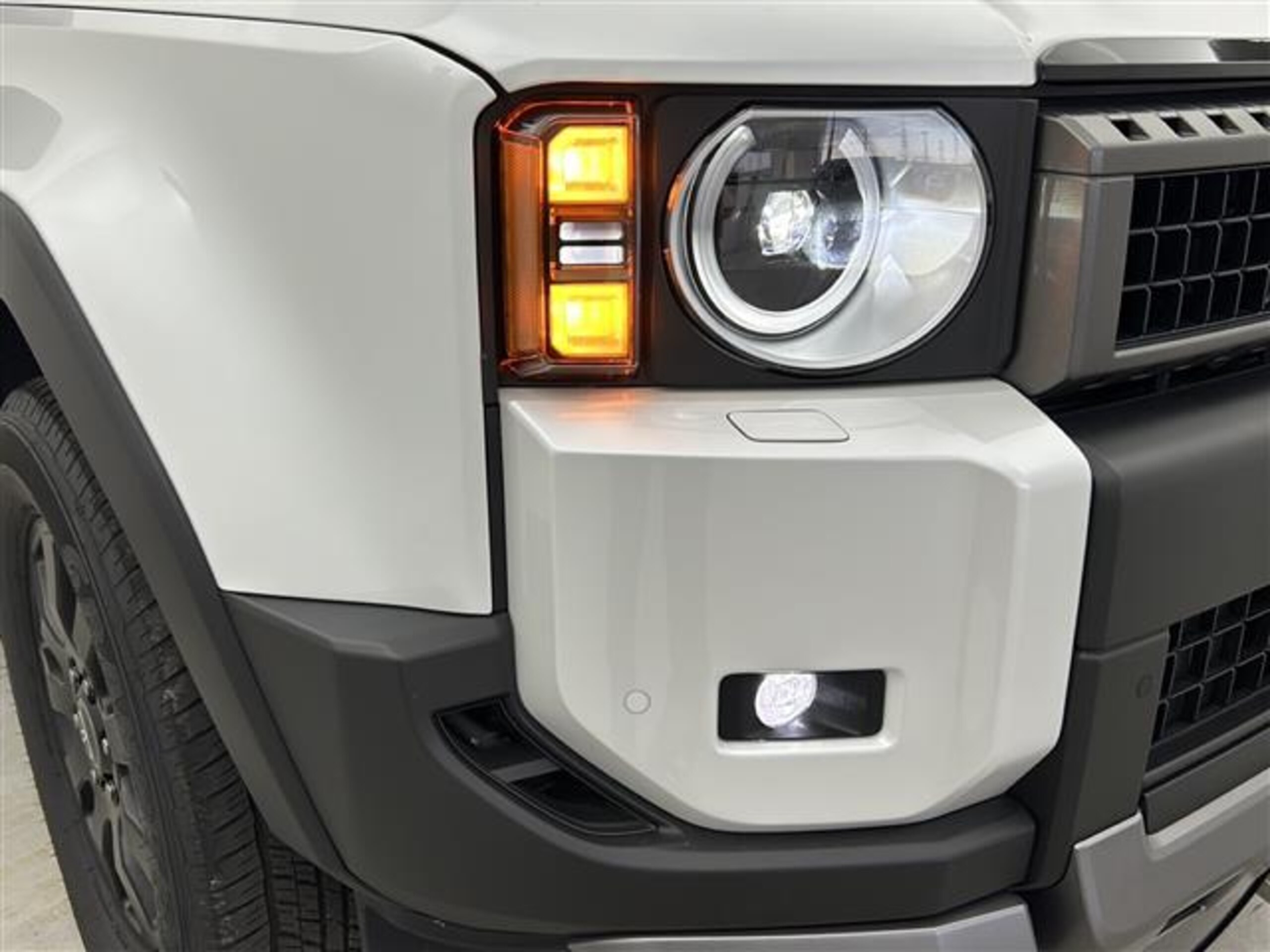 Toyota Land Cruiser 250 2.7 VX First Edition 4WD — photo 9