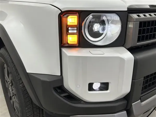 Toyota Land Cruiser 250 2.7 VX First Edition 4WD Moon Roof Modellista Package Round Headlamps Panoramic View Monitor Genuine Connect Navigation Digital Inner Mirror Power Back Door BSM Special Brown Leather Seats Safety Sense Full-Seg TV (Platinum White Pearl Mica) — photo 9