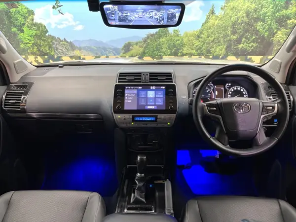 2023 Toyota Landcruiser Prado — photo 2