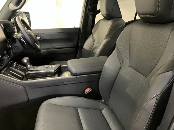 Lexus GX550 OverTrail Plus 4WD Certified Pre-Owned/CPO/Drive Recorder/Mark Levinson/Digital Inner Mirror (Graphite Black Glass Flake) — photo 7