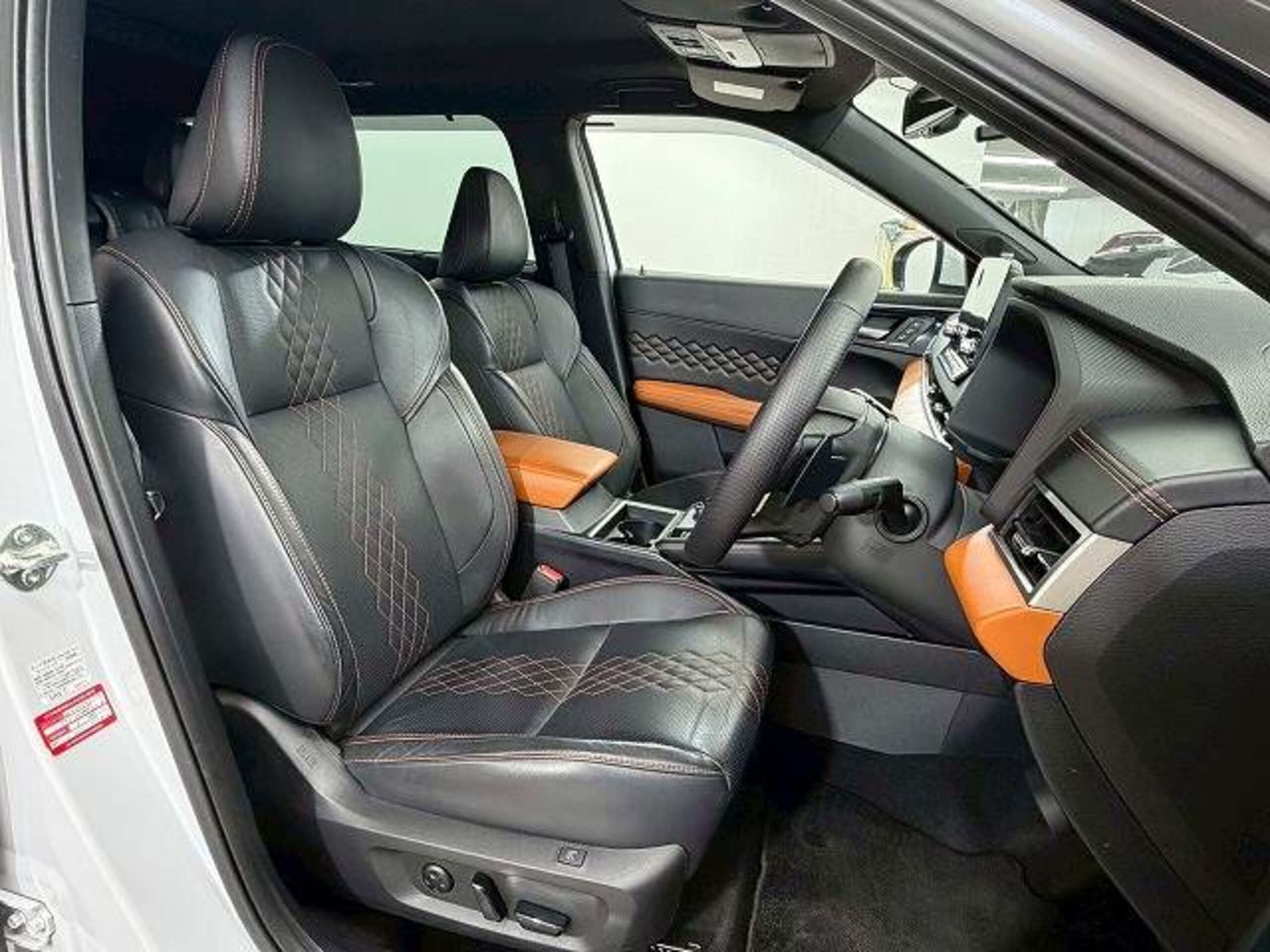 Mitsubishi Outlander PHEV 2.4 P 4WD — photo 7