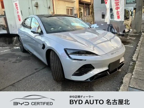 BYD Seal AWD Registered Unused Vehicle with Retractable Door Handles, 360° Camera, Seat Heaters, Emergency Brake Assist, Panoramic Glass Roof (Gray) — thumbnail 1