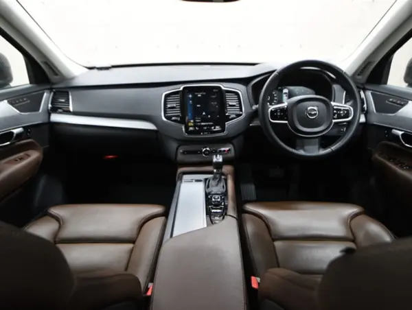 2020 Volvo Xc90 — photo 3