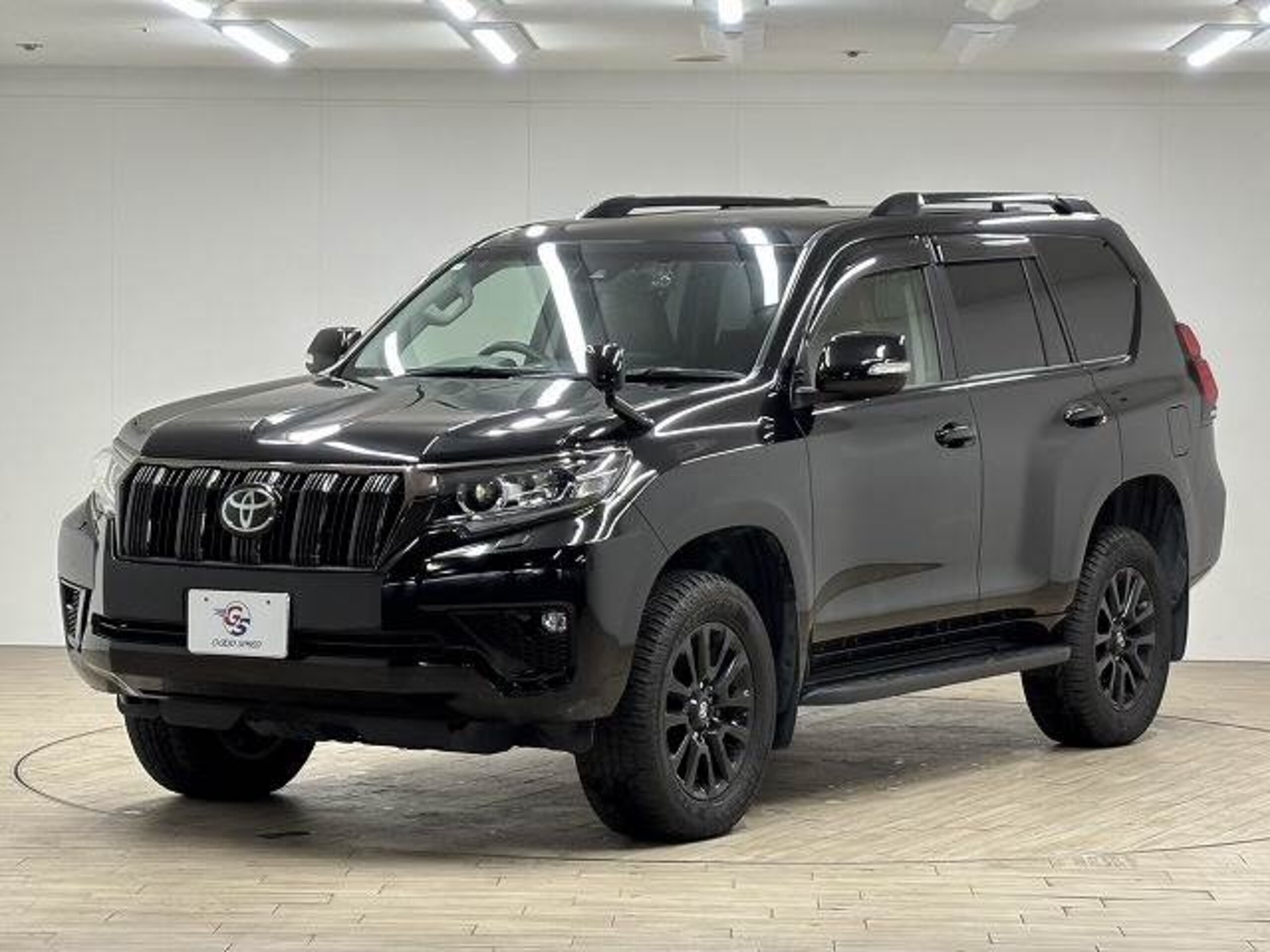 Toyota Land Cruiser Prado 2.8 TX L Package 70th Anniversary Limited Diesel Turbo 4WD — photo 9