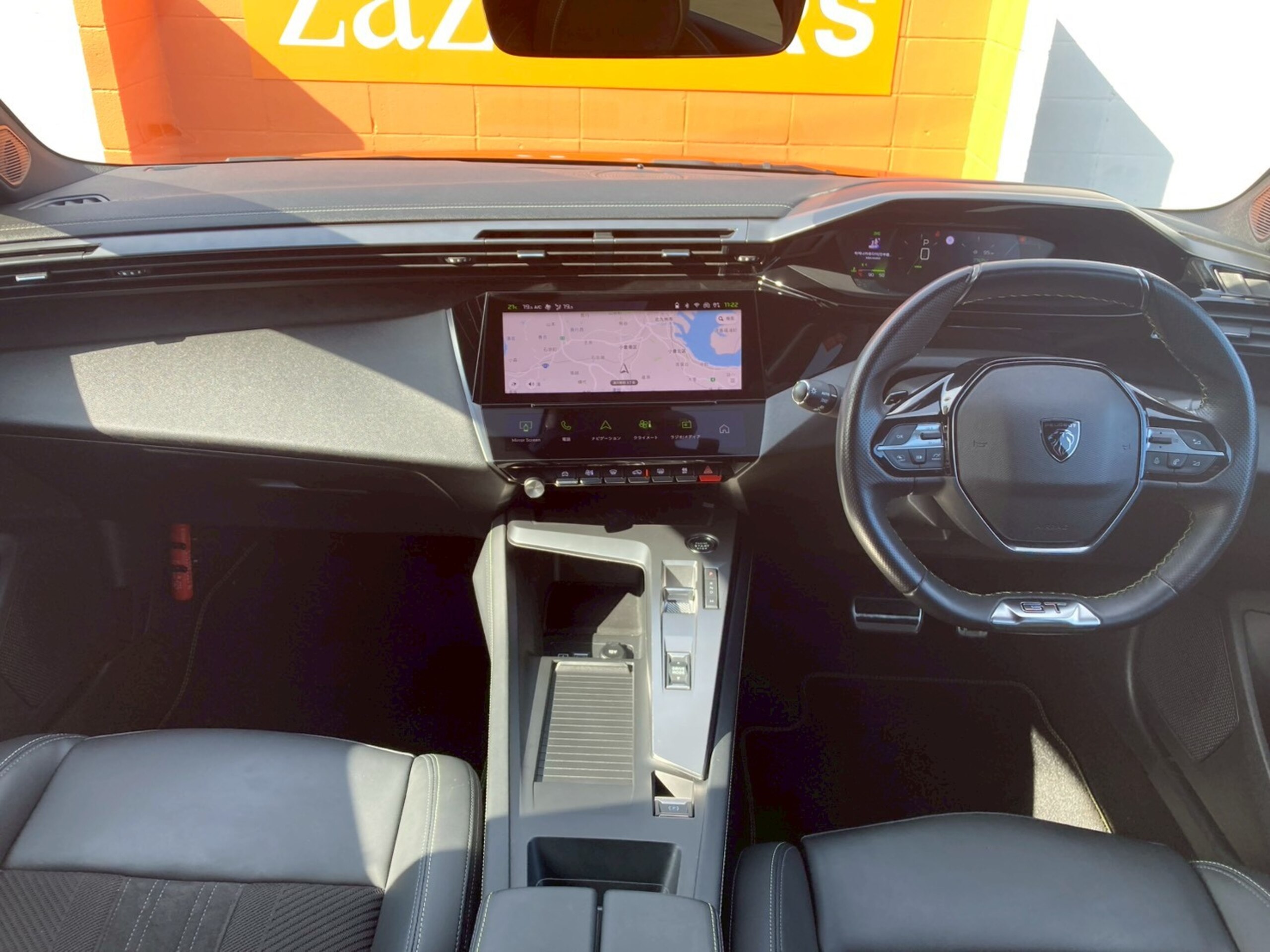 2022 Peugeot 308 — photo 2