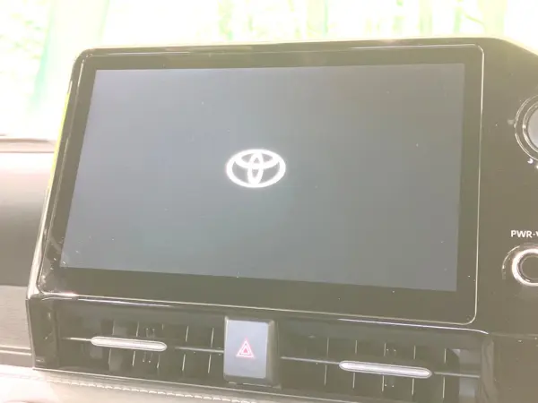 2024 Toyota Noah — photo 3