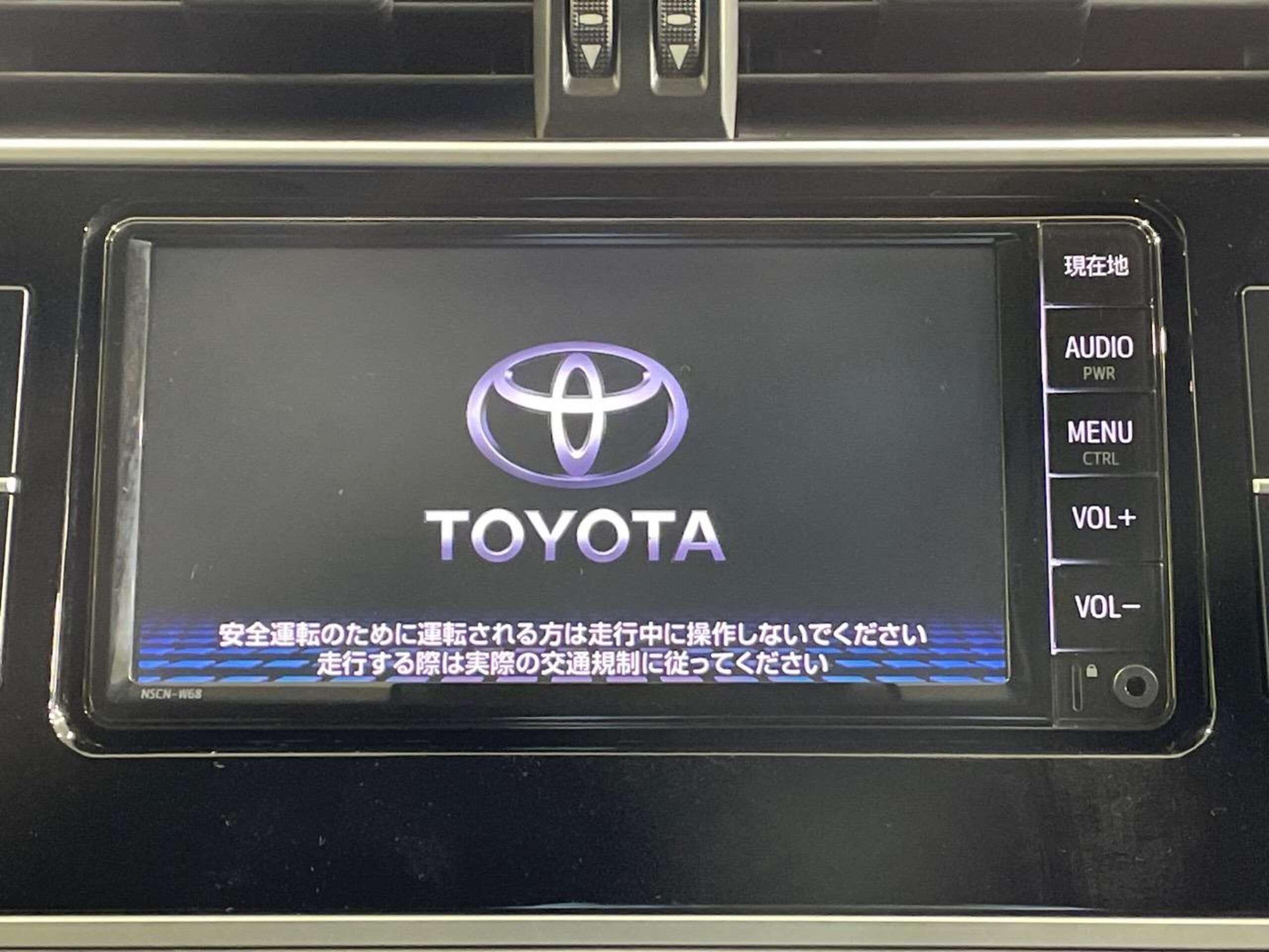 2021 Toyota Land Cruiser Prado — photo 3