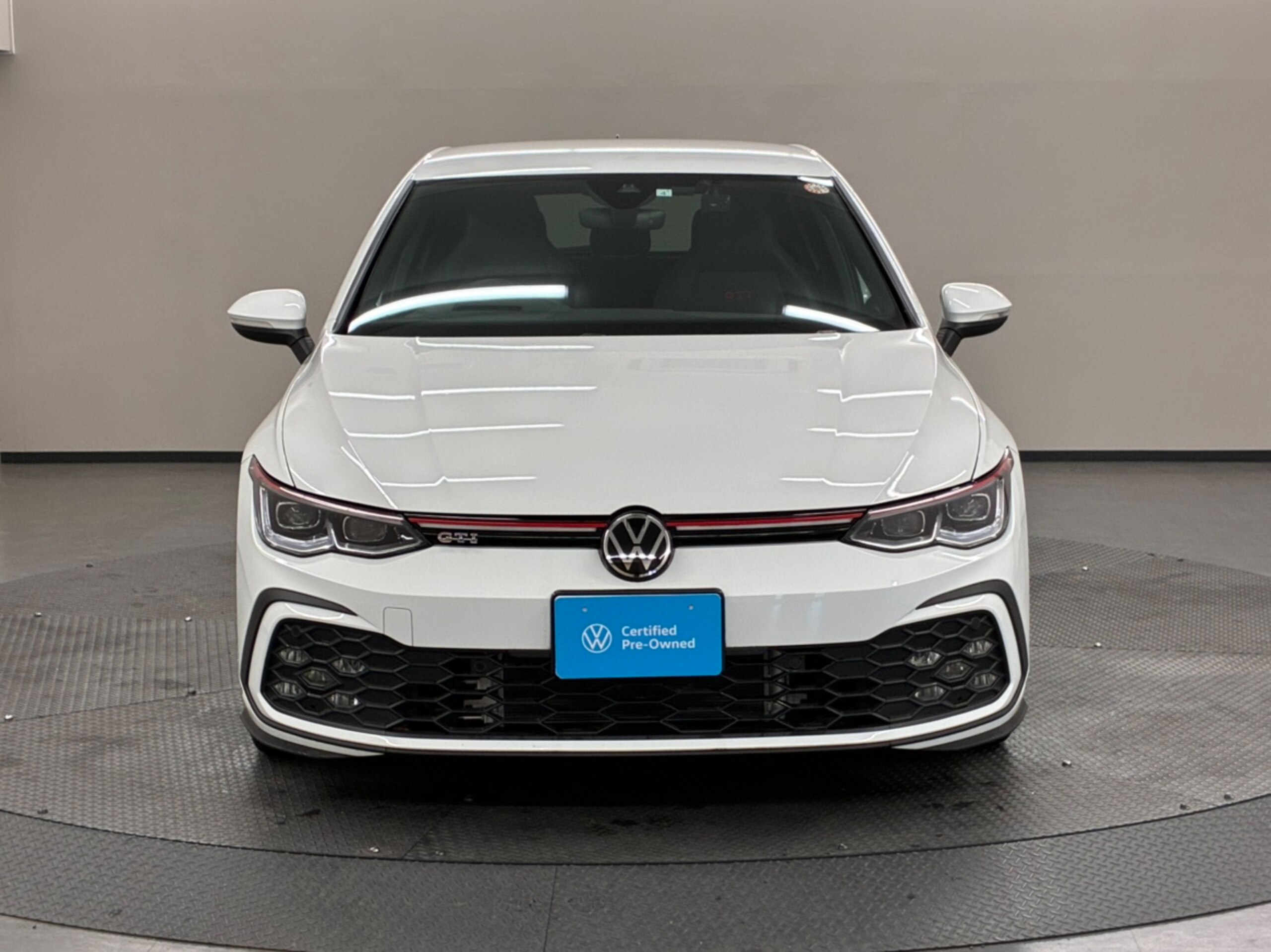 2023 Volkswagen Golf — photo 3