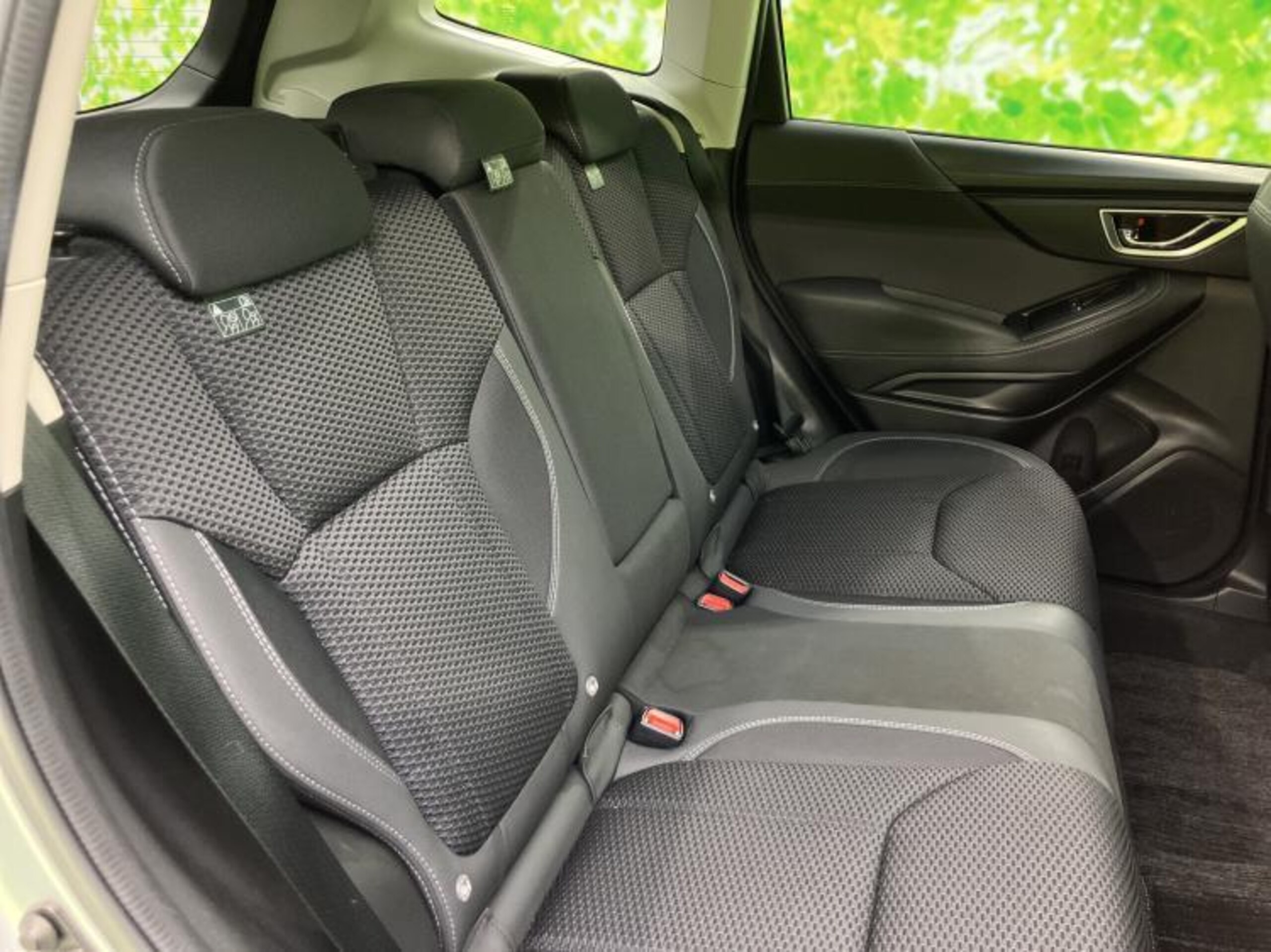 Subaru Forester 2.5 Premium 4WD — photo 8