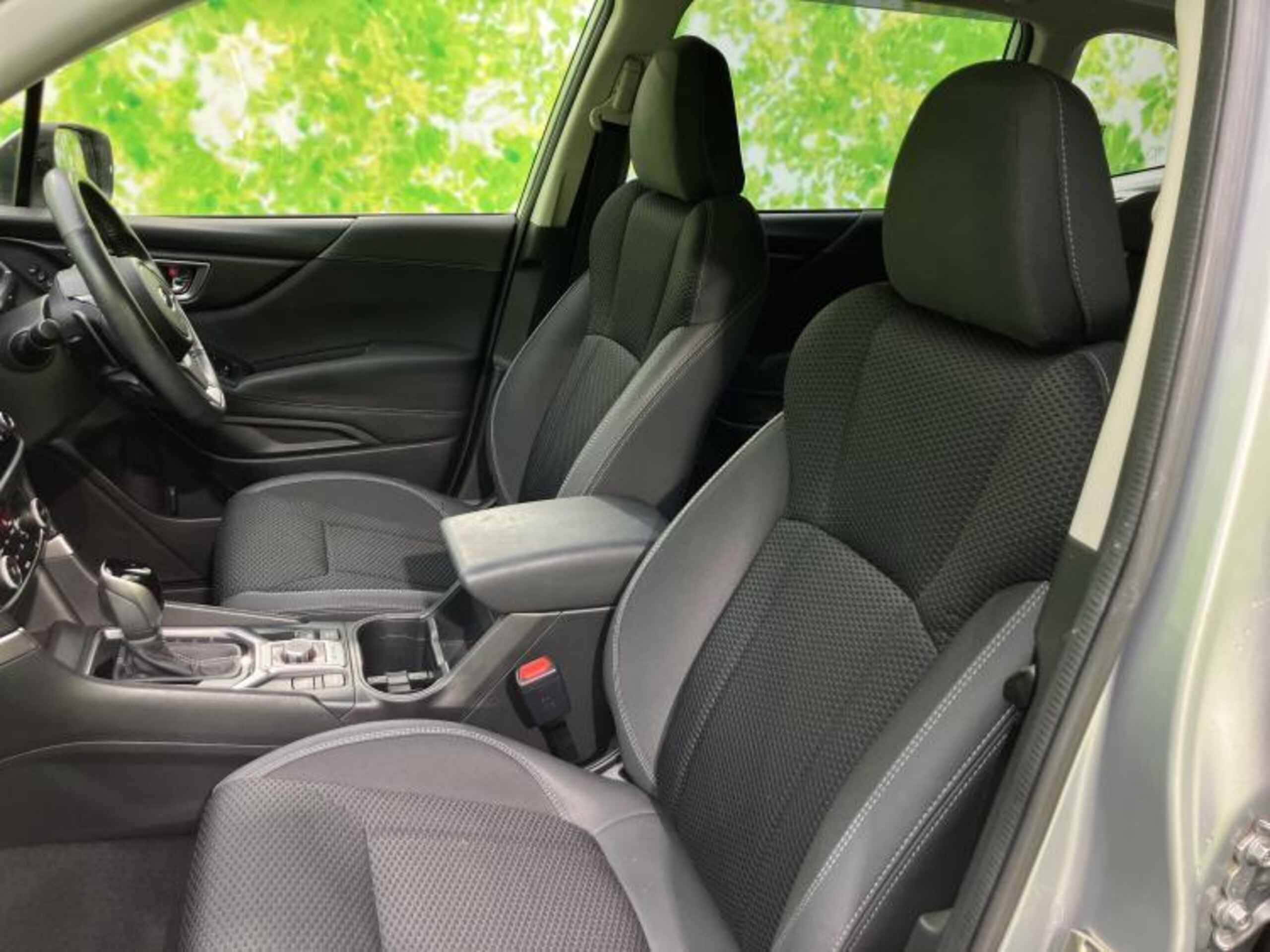 Subaru Forester 2.5 Premium 4WD — photo 9