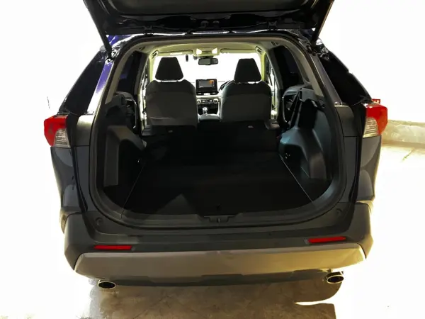 2020 Toyota  Rav4 — photo 9 | Tuminion Kenya