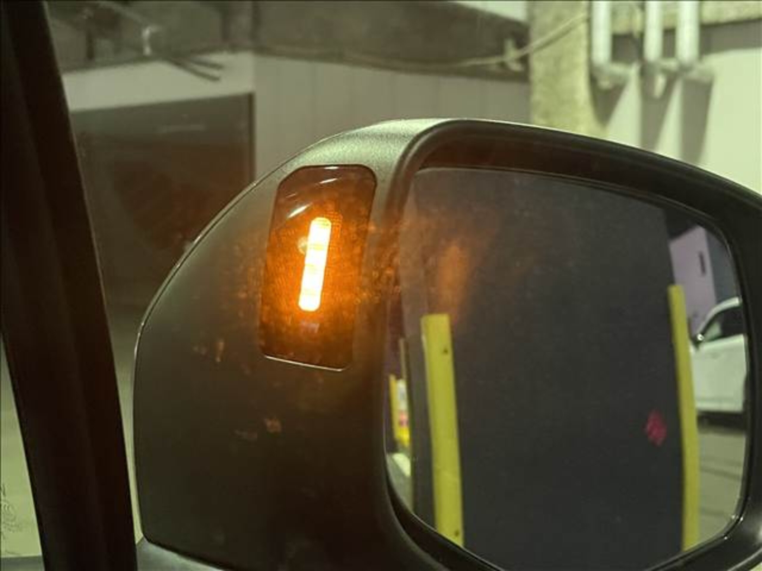 Subaru Legacy Outback 1.8 Limited EX 4WD — photo 8