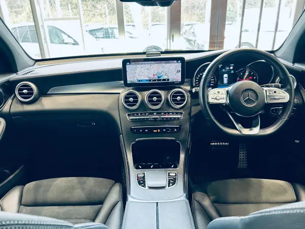 2019 Mercedes-benz Glc — photo 2