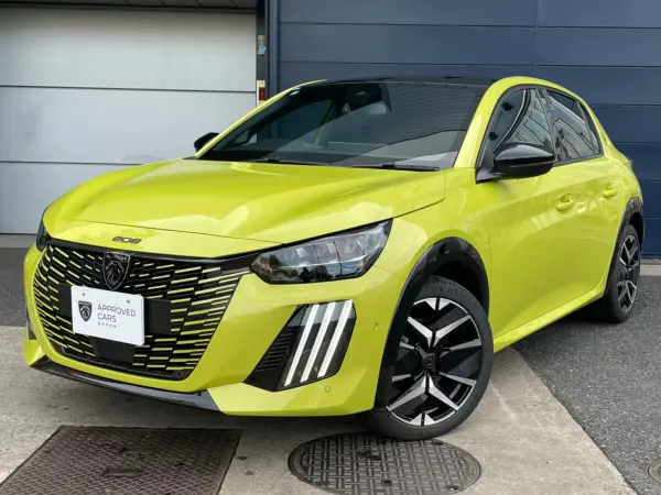 Peugeot 208 GT — photo 8