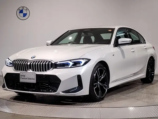BMW 3 Series 320d xDrive M Sport Diesel Turbo 4WD Former Demo Car One Owner Curved Display Surround Camera Obstacle Sensor Seat Heater Paddle Shift Adaptive Cruise Control Power Tailgate Power Seats Genuine 18AW LED ETC Head-Up Display Smart Key (Mineral White Metallic) — thumbnail 1