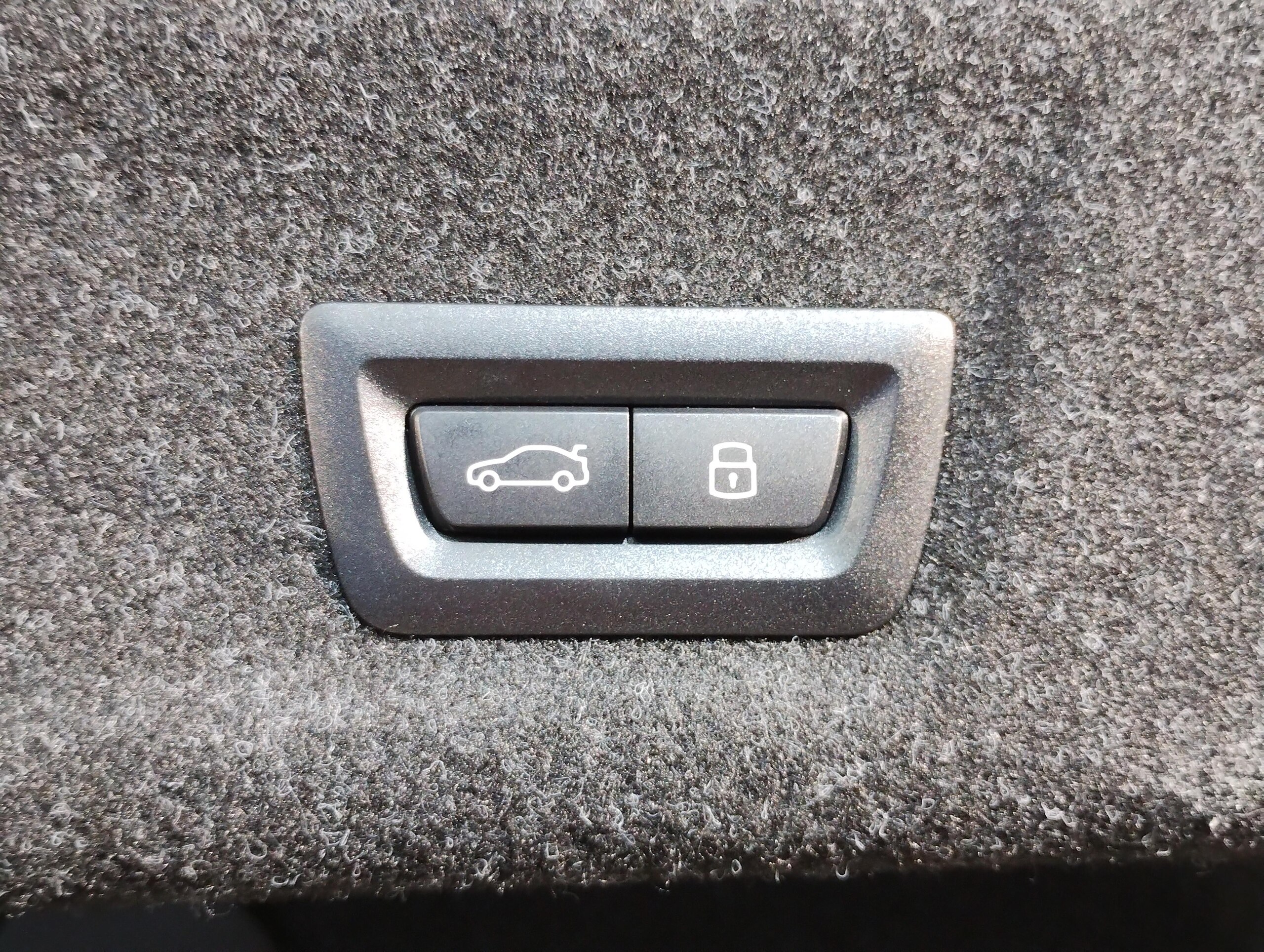 BMW 3 Series 320d xDrive M Sport Diesel Turbo 4WD — photo 7